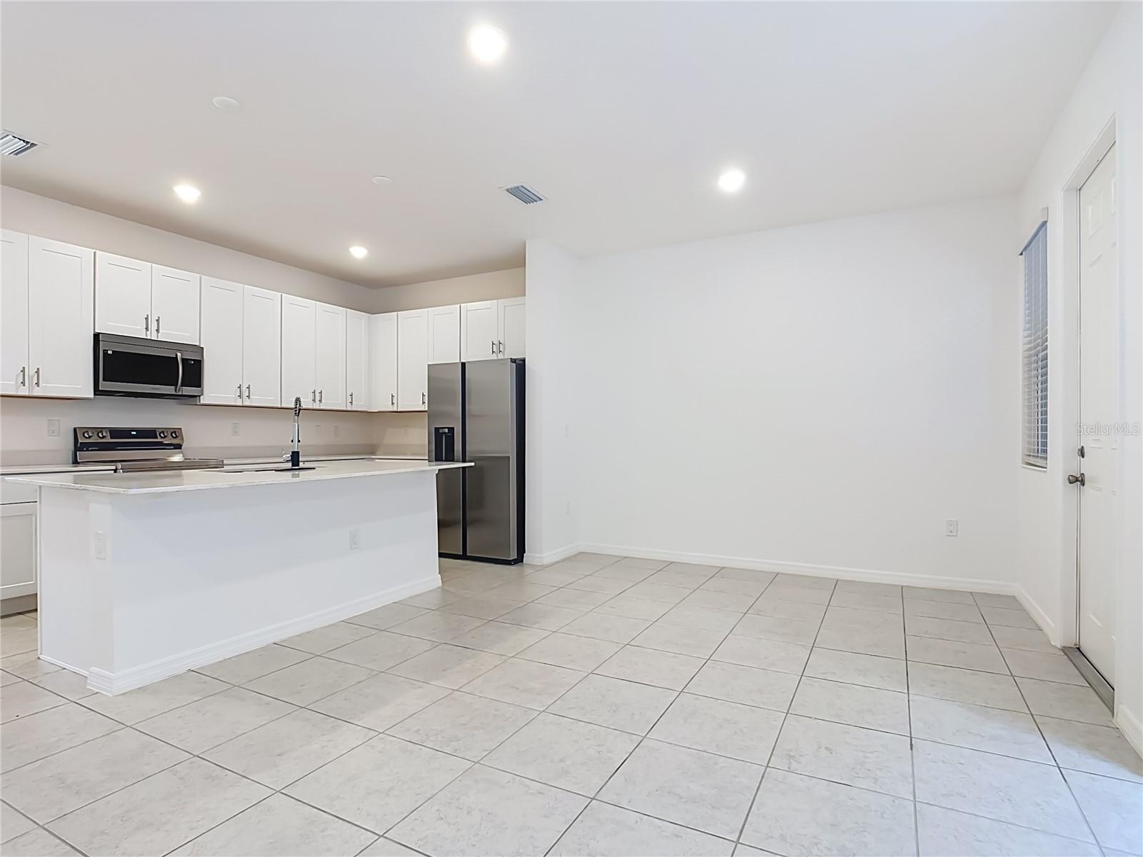 1232 Stockwell Ave Property Photo 12