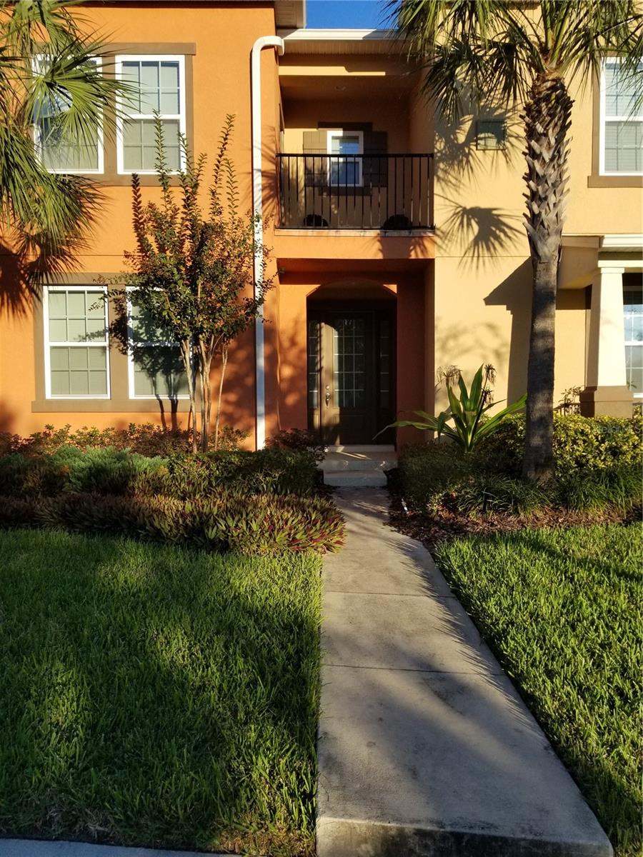8615 VIA TRIESTE DR Property Photo 1