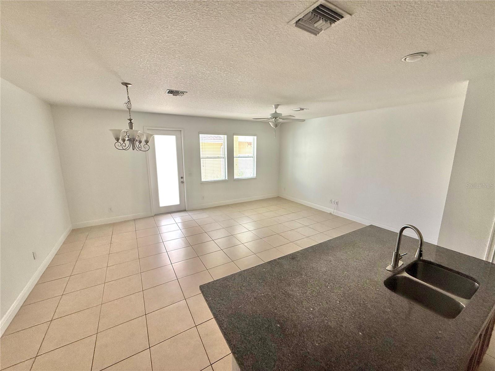 8615 Via Trieste Dr Property Photo 5