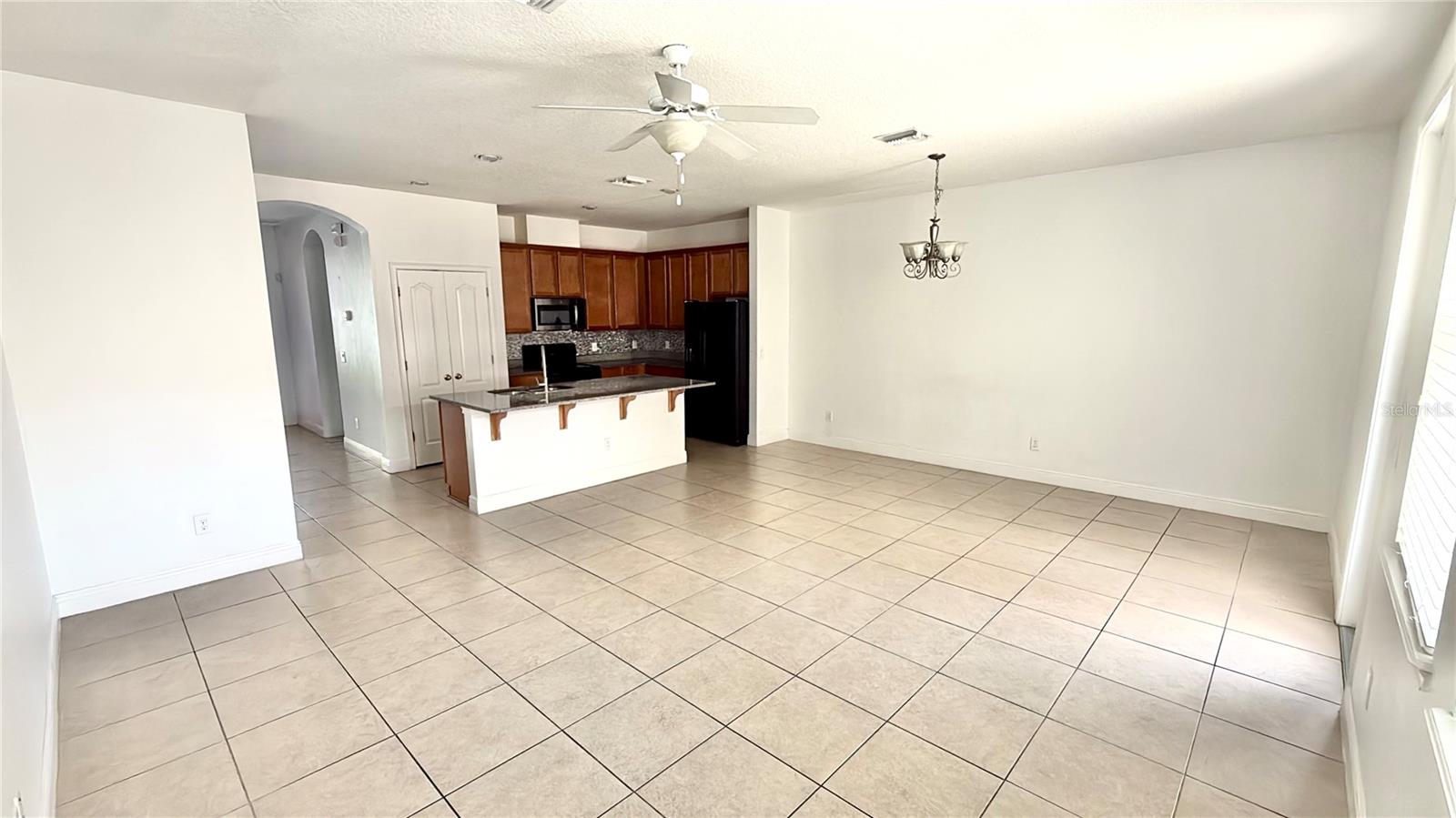 8615 Via Trieste Dr Property Photo 6