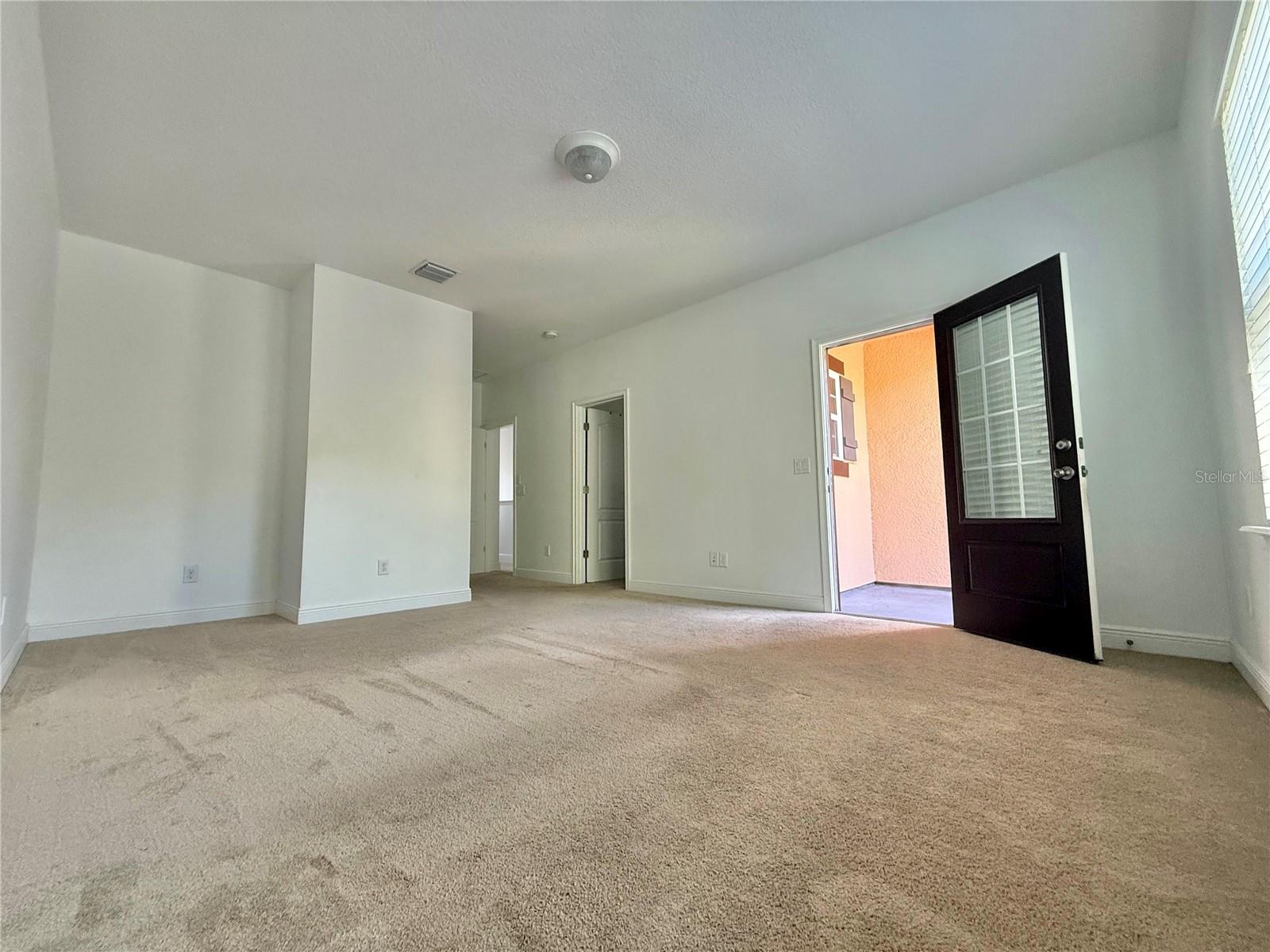 8615 Via Trieste Dr Property Photo 26