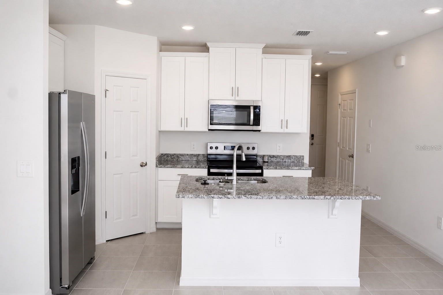 16380 Happy Eagle Dr Property Photo 3