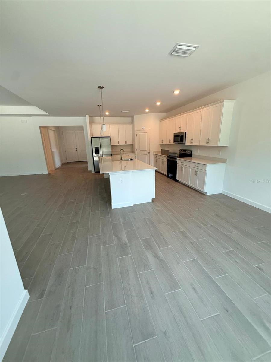 17426 Saddleback Loop Property Photo 7