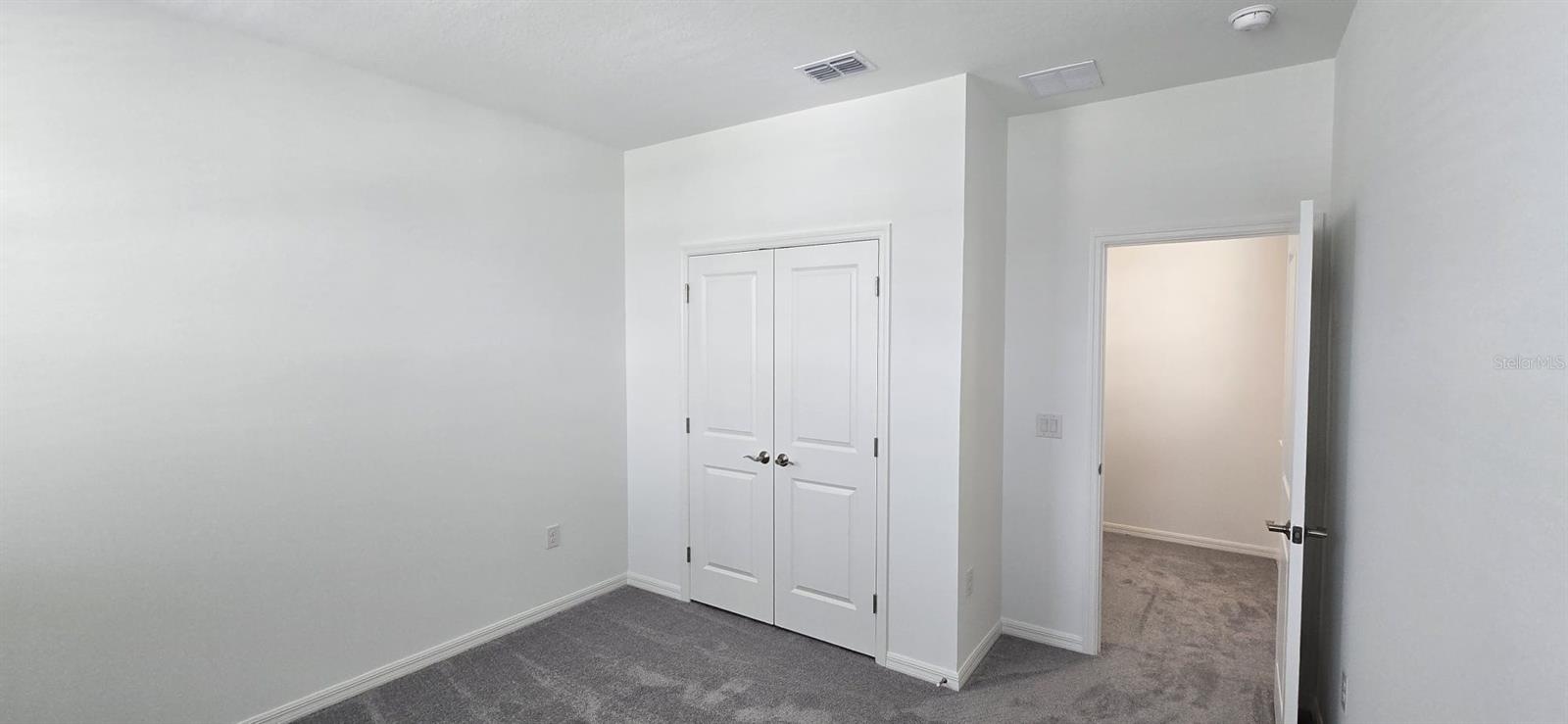 1848 Shadow Box Bnd Property Photo 8