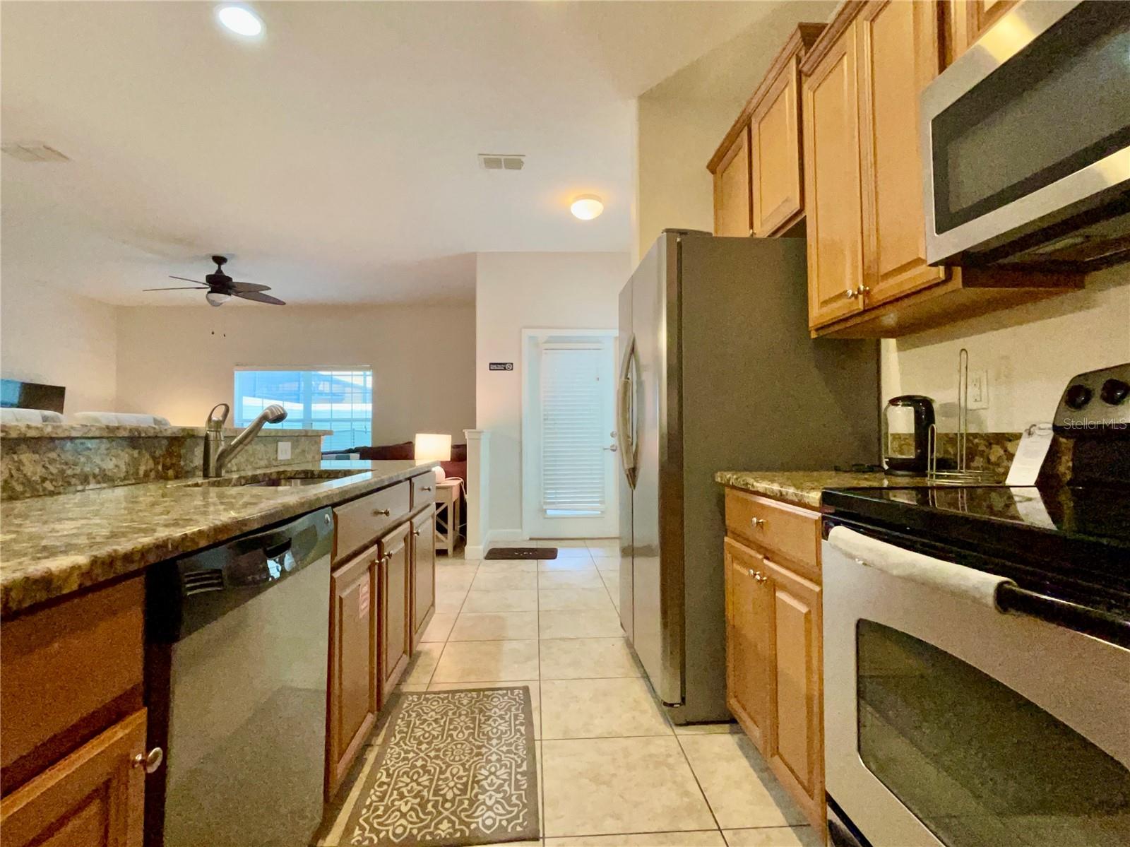 8964 Cat Palm Rd Property Photo 10