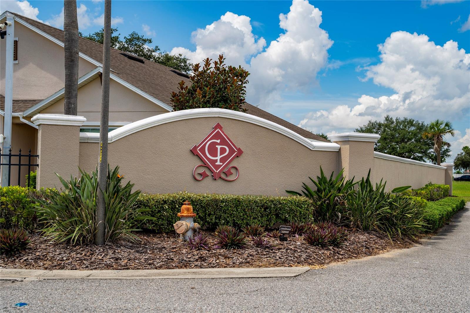 238 Minniehaha Cir Property Photo 4