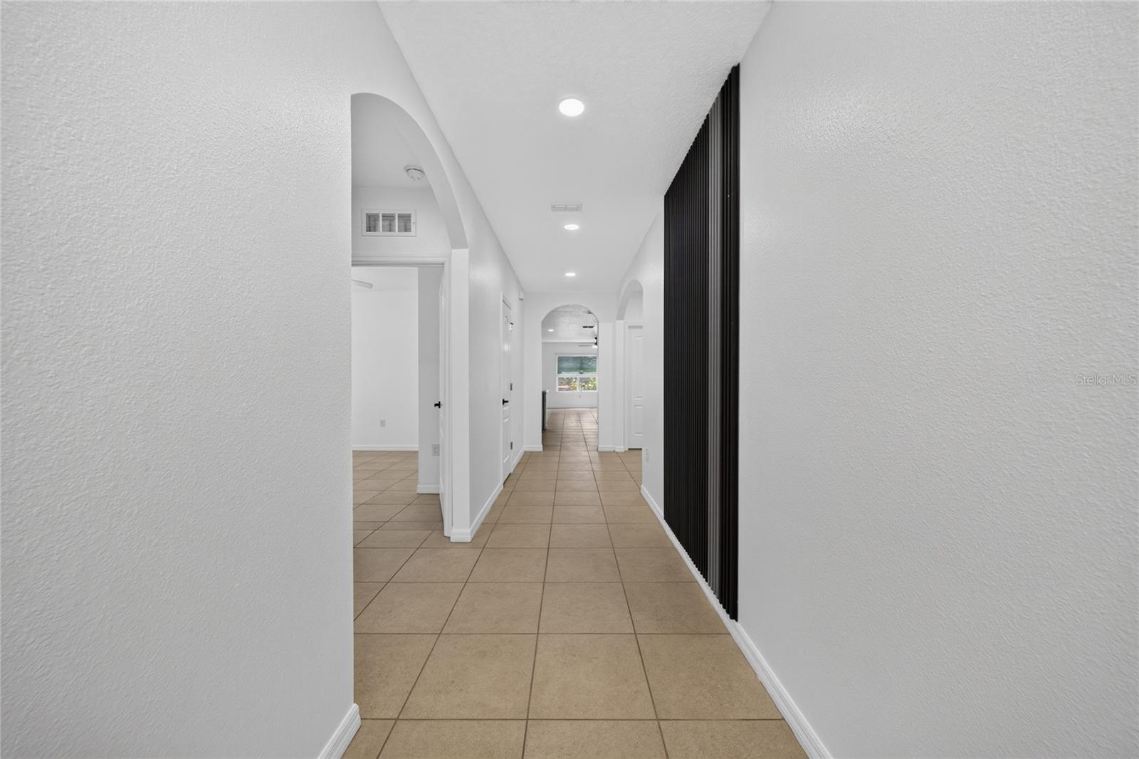 238 Minniehaha Cir Property Photo 16