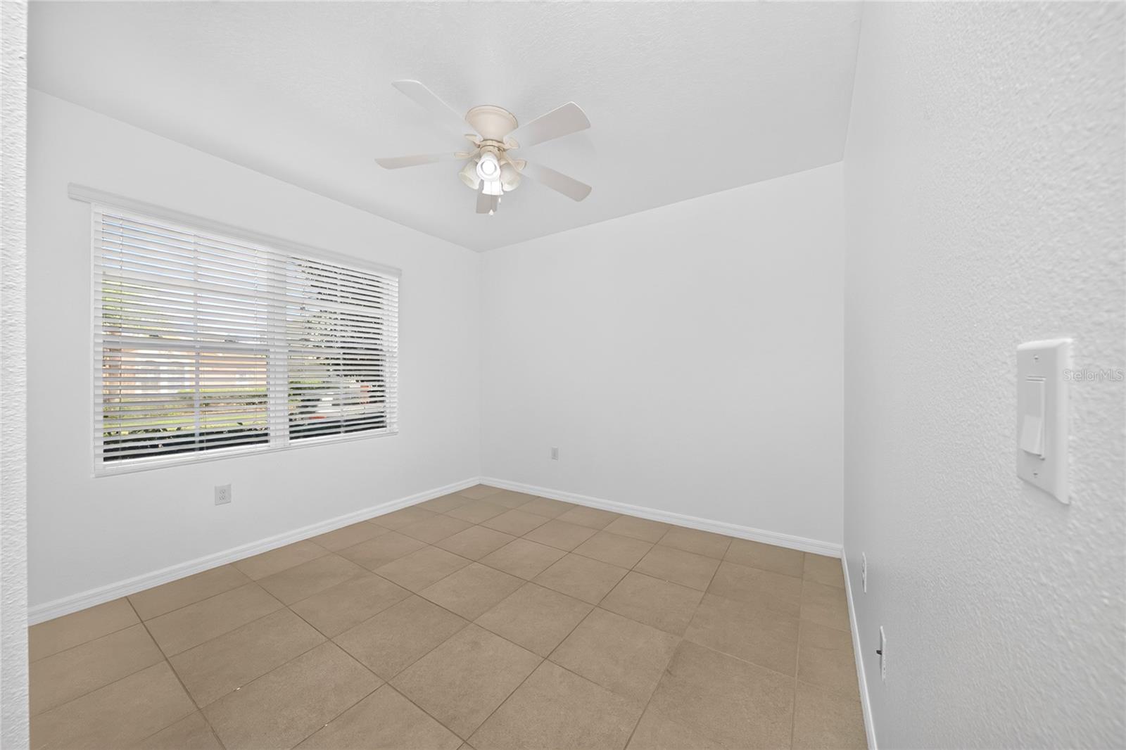 238 Minniehaha Cir Property Photo 18