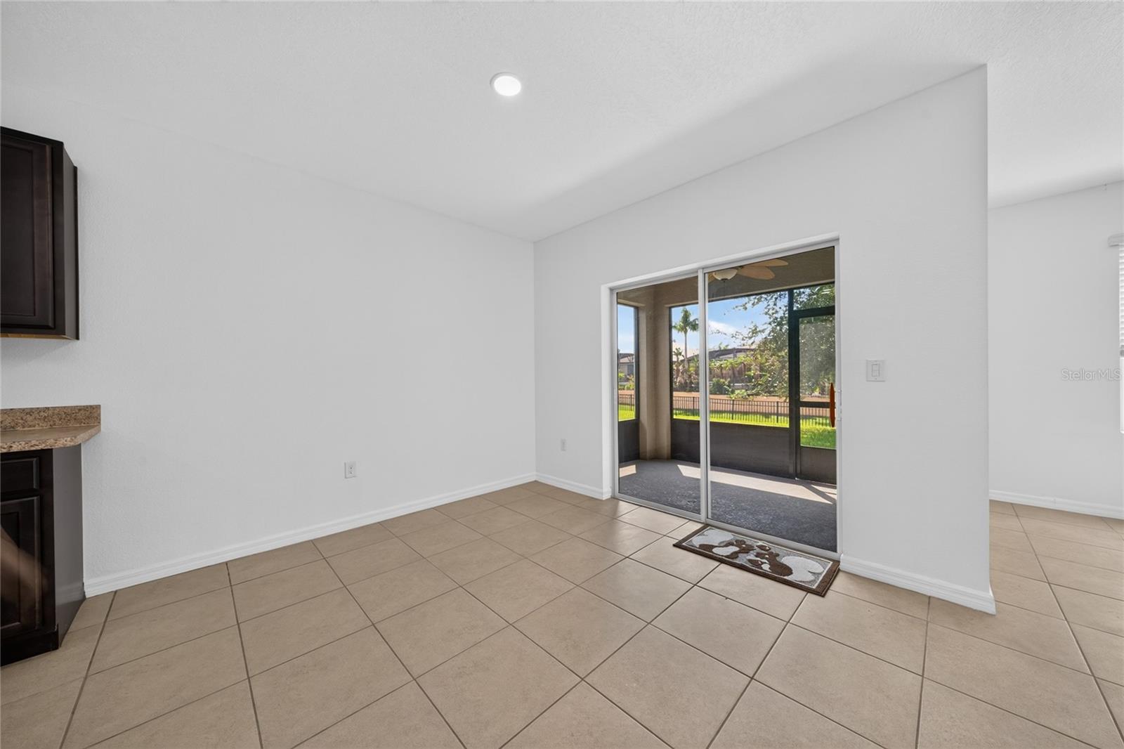 238 Minniehaha Cir Property Photo 31