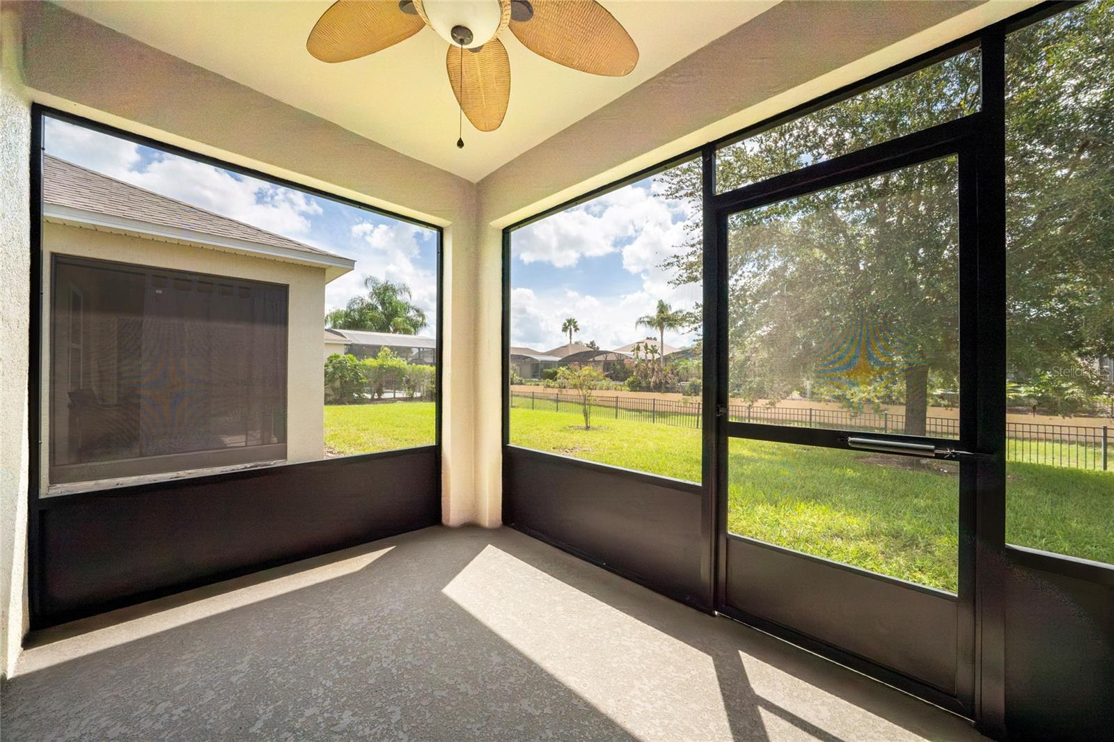 238 Minniehaha Cir Property Photo 39