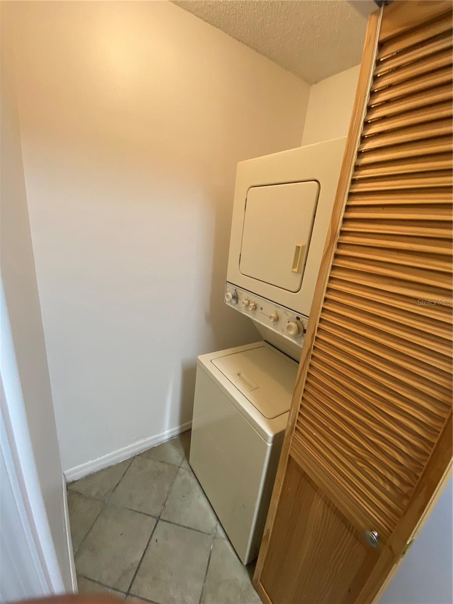 5968 Westgate Dr #101 Property Photo 9