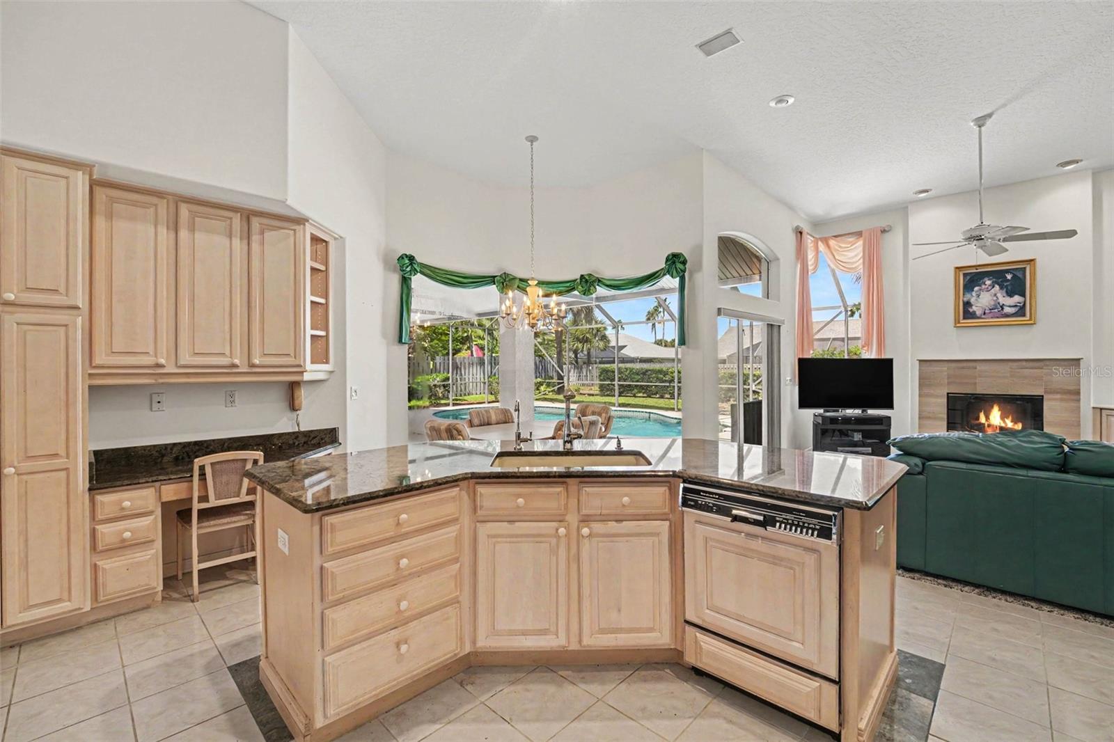 341 Nautica Ct Property Photo 14