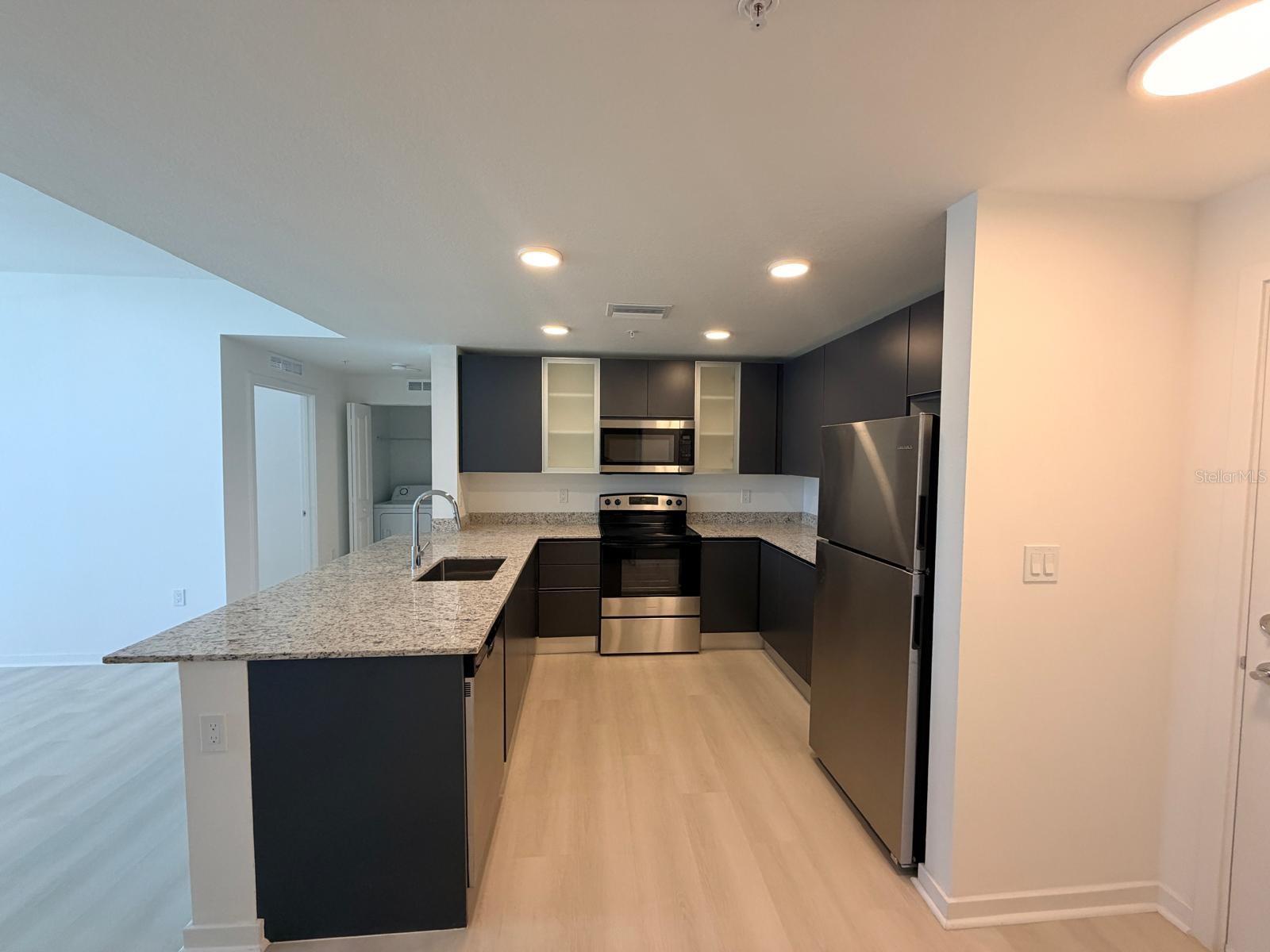 5563 Millenia Park Blvd #313 Property Photo 3