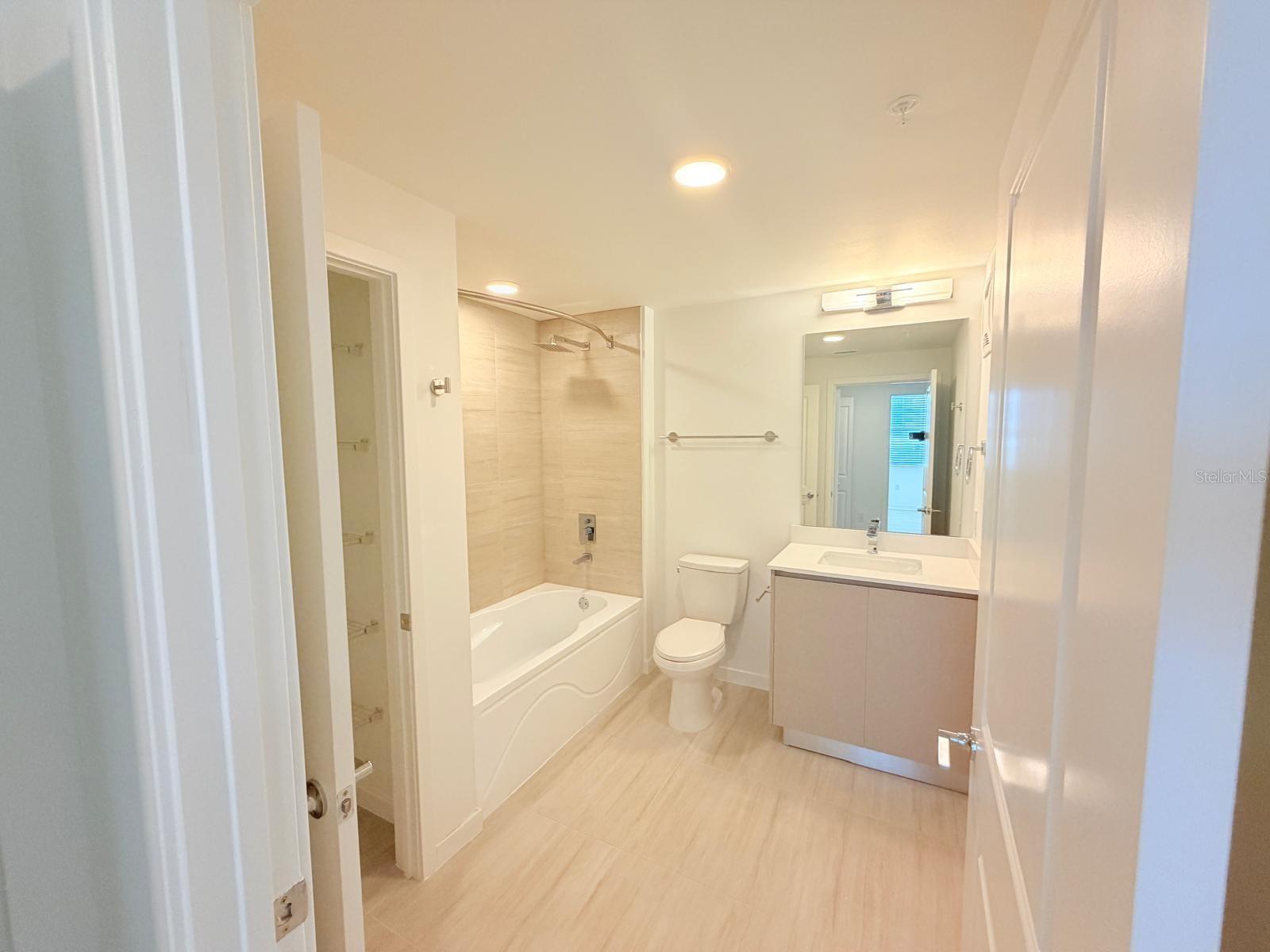 5563 Millenia Park Blvd #313 Property Photo 20