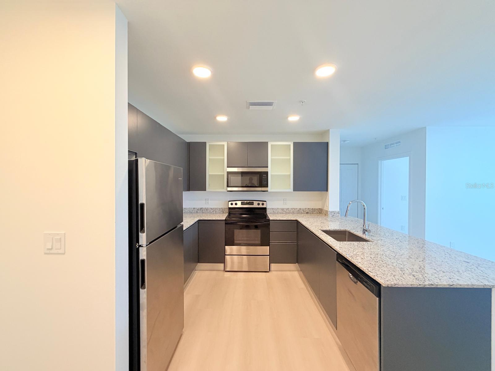 5563 Millenia Park Blvd #313 Property Photo 31