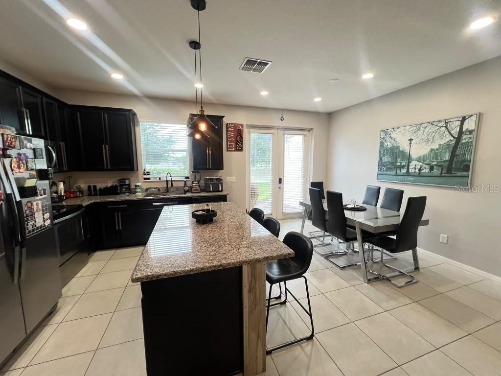 2384 Sedge Grass Way Property Photo 5