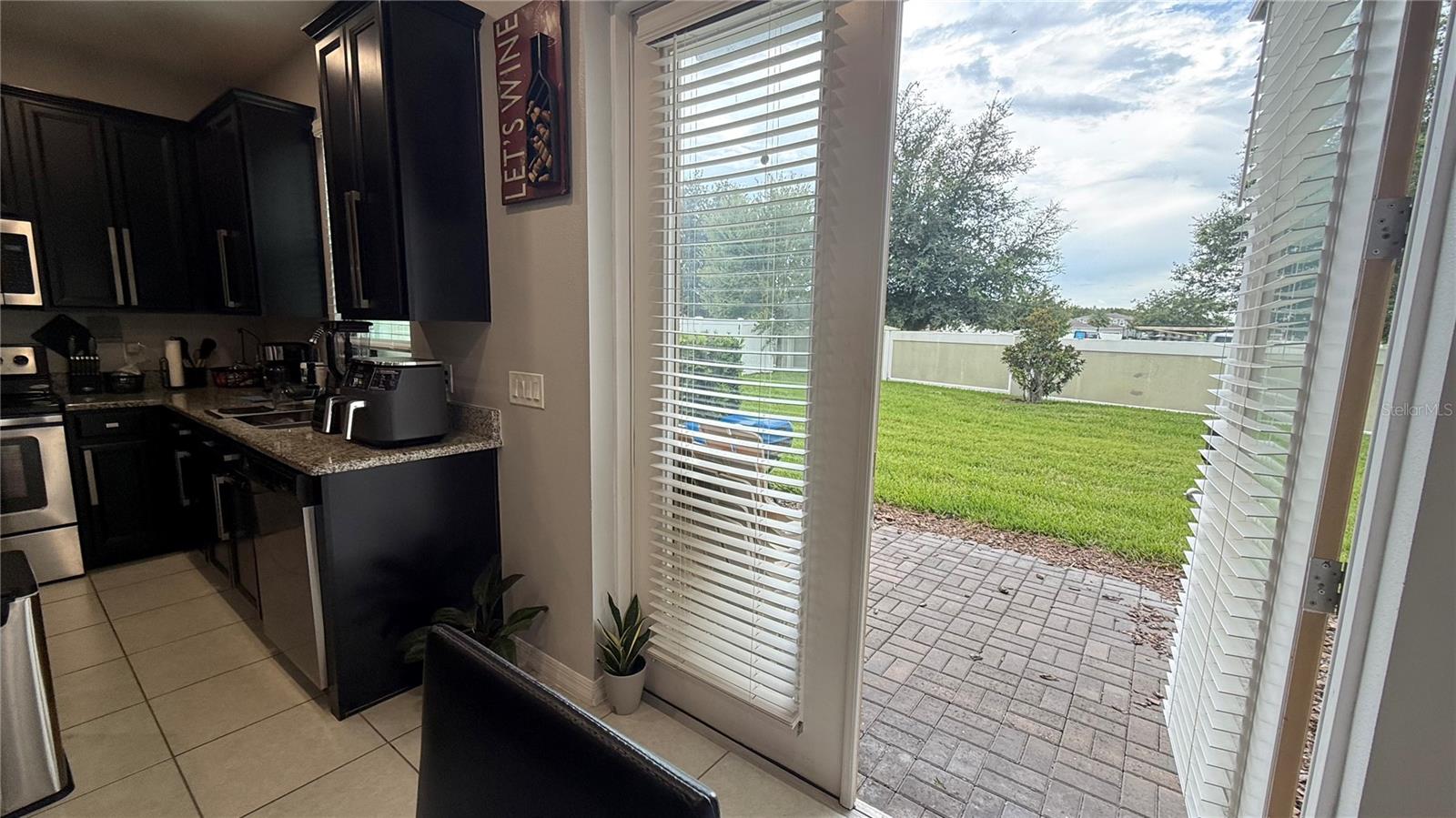 2384 Sedge Grass Way Property Photo 17