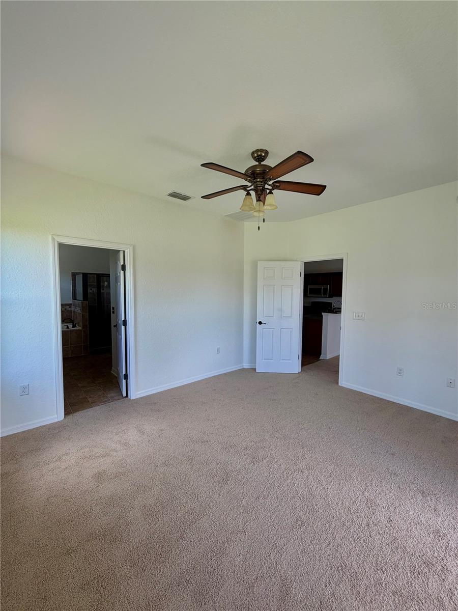 520 Highland Meadows Ave Property Photo 29