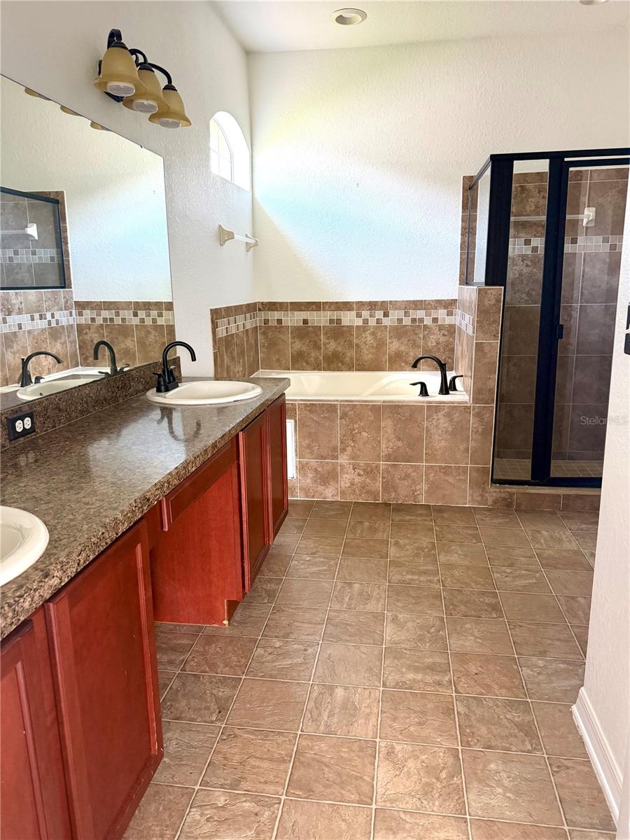 520 Highland Meadows Ave Property Photo 32