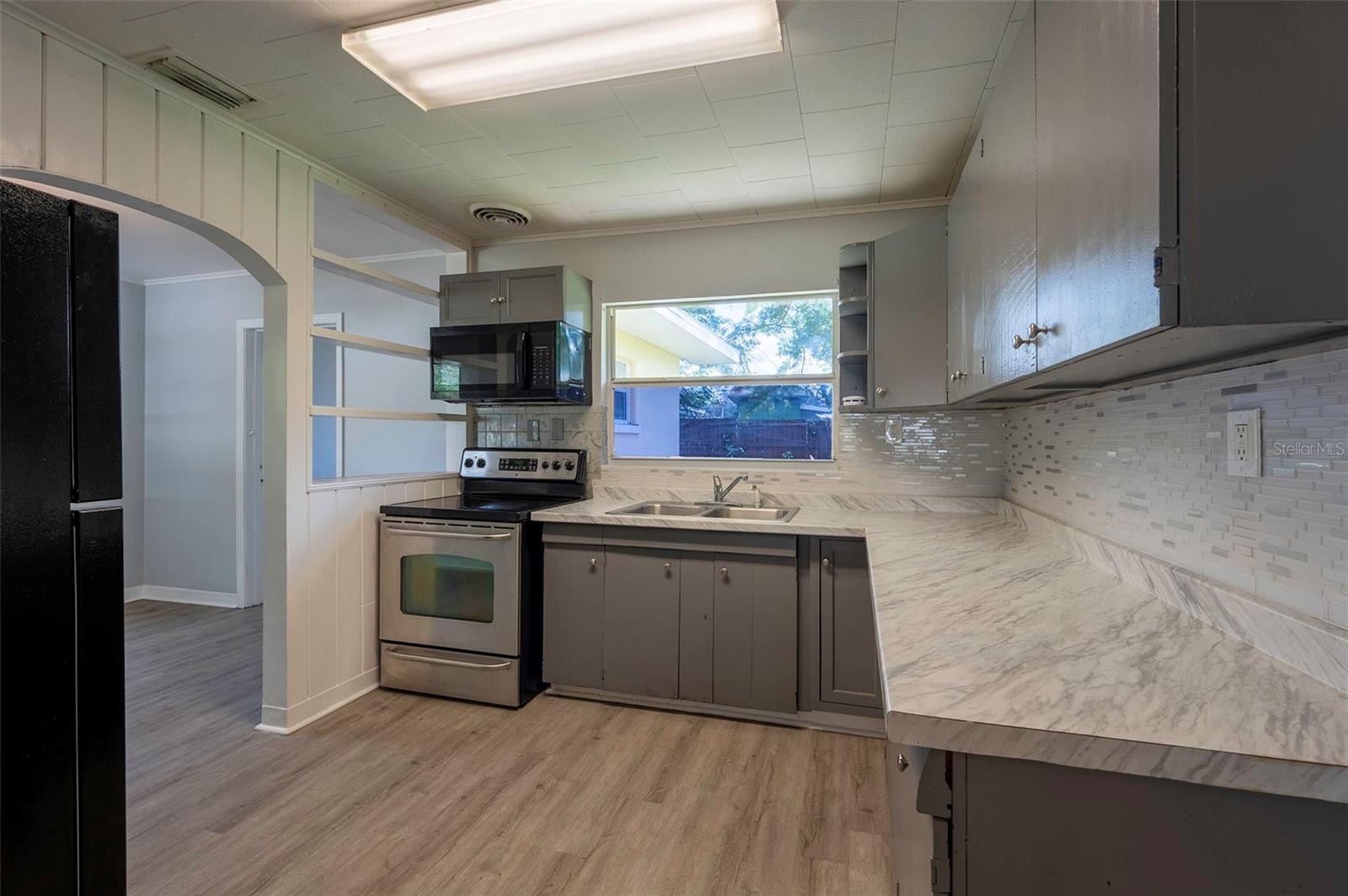 5136 Studio Dr Property Photo 2