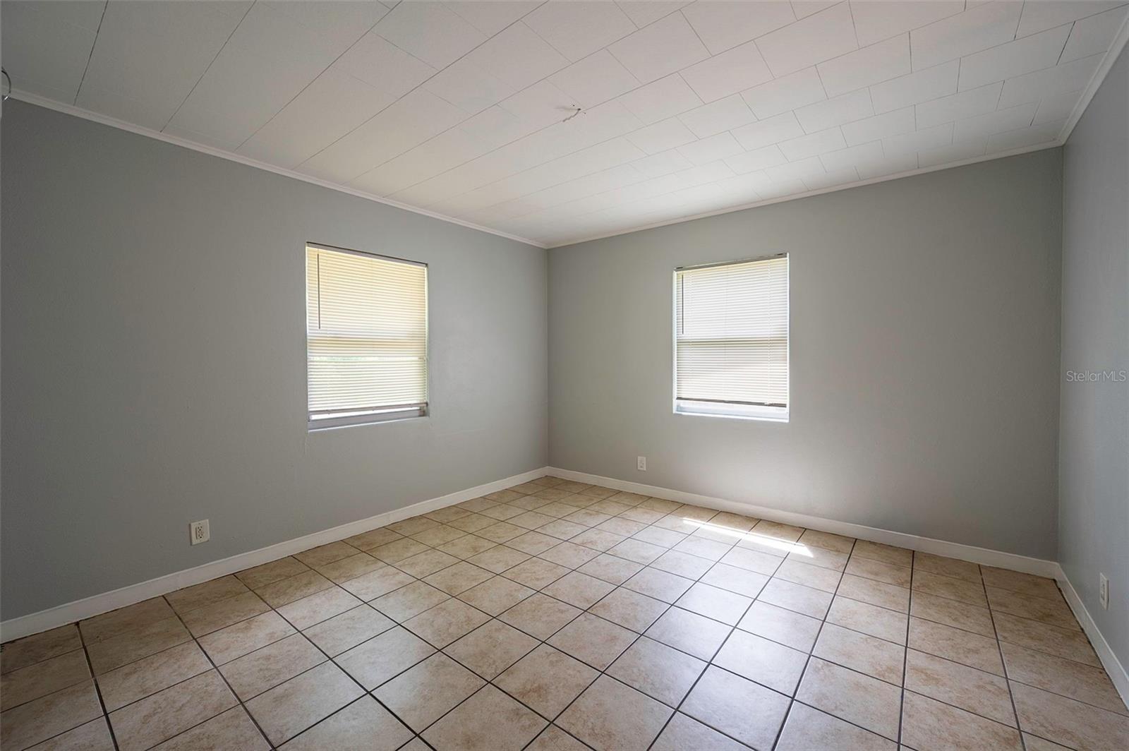 5136 Studio Dr Property Photo 15