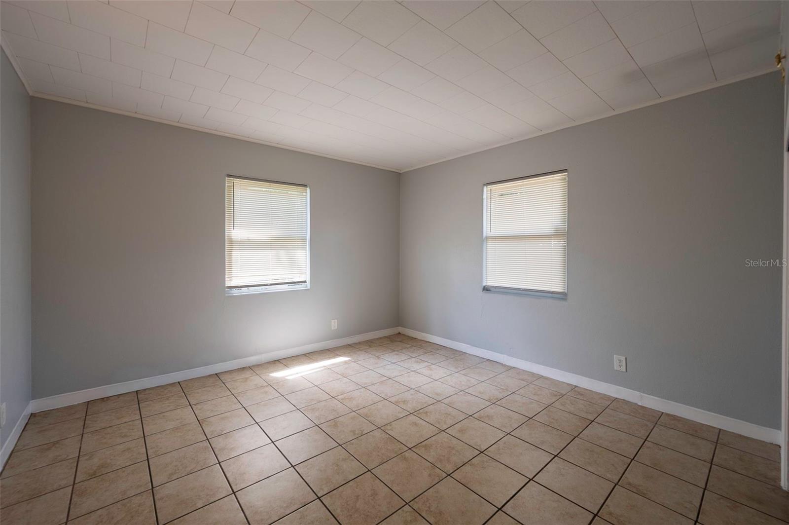5136 Studio Dr Property Photo 17