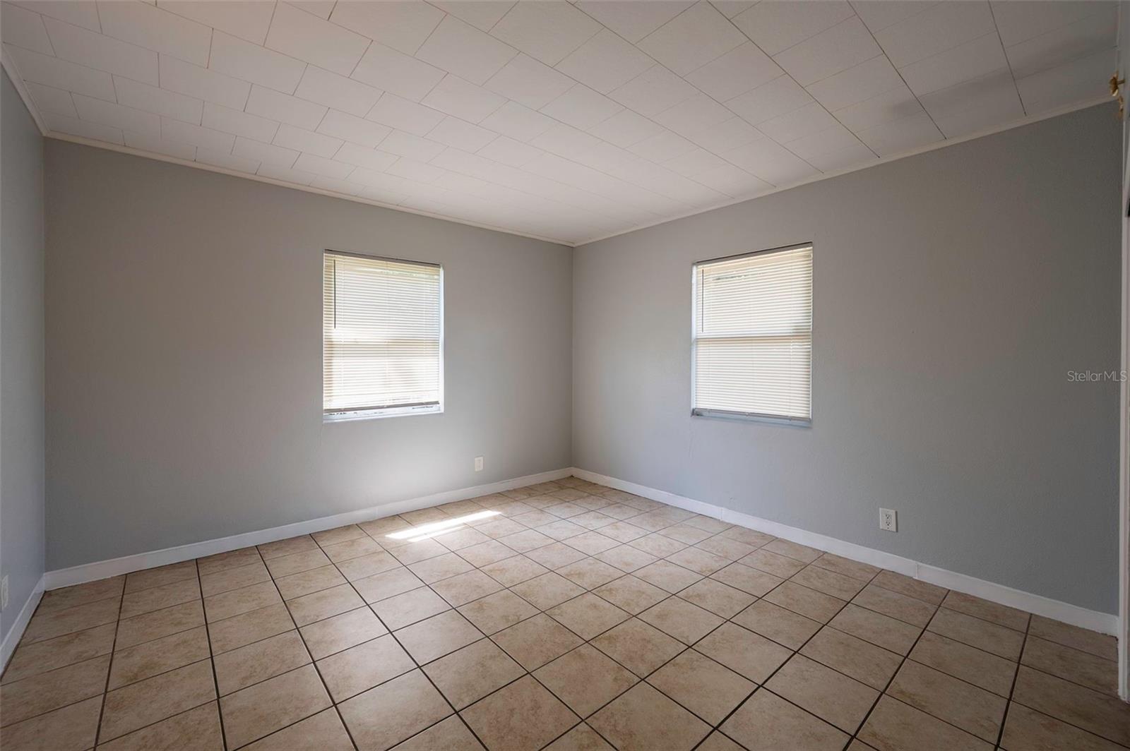 5136 Studio Dr Property Photo 18