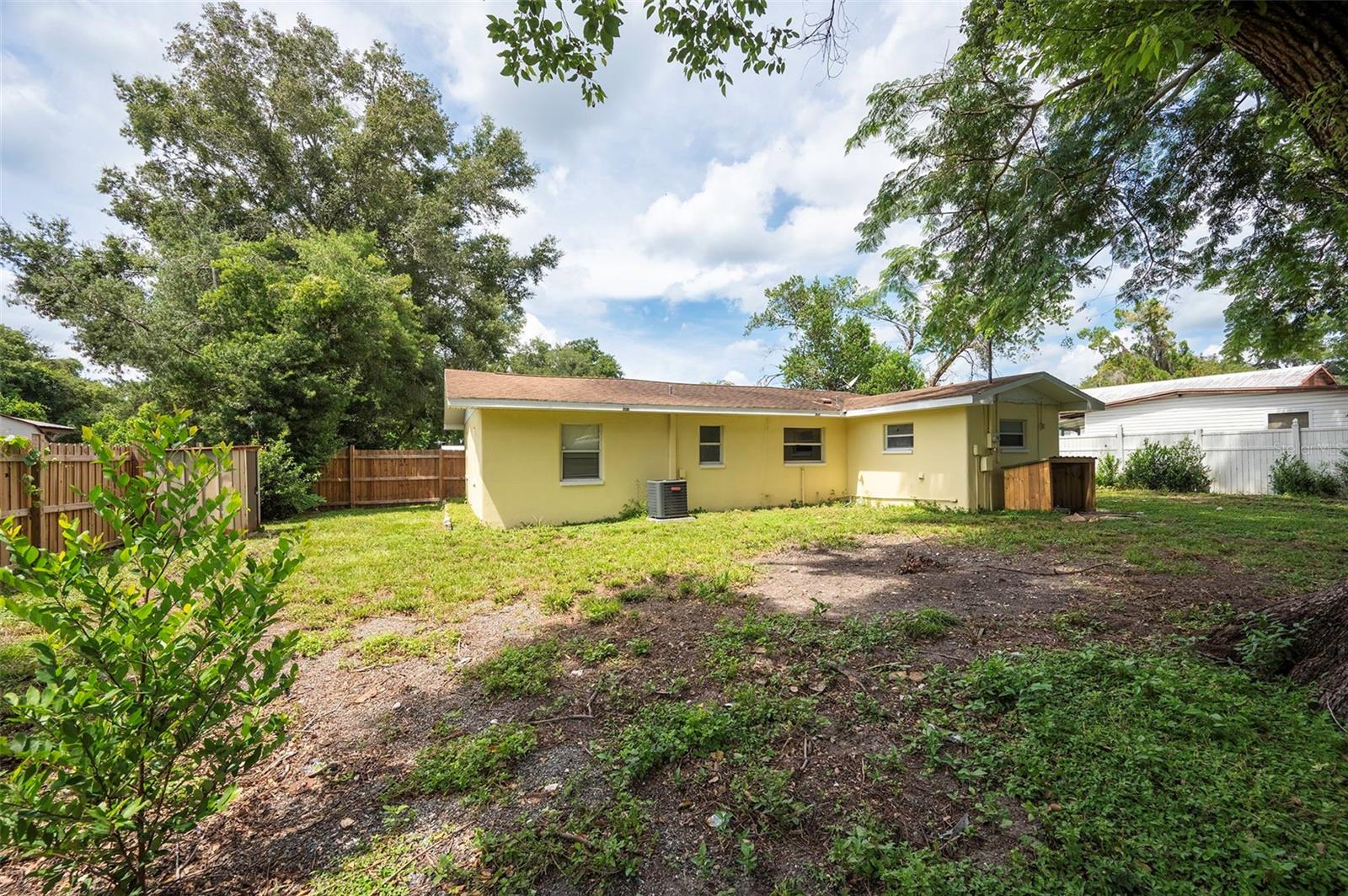 5136 Studio Dr Property Photo 29
