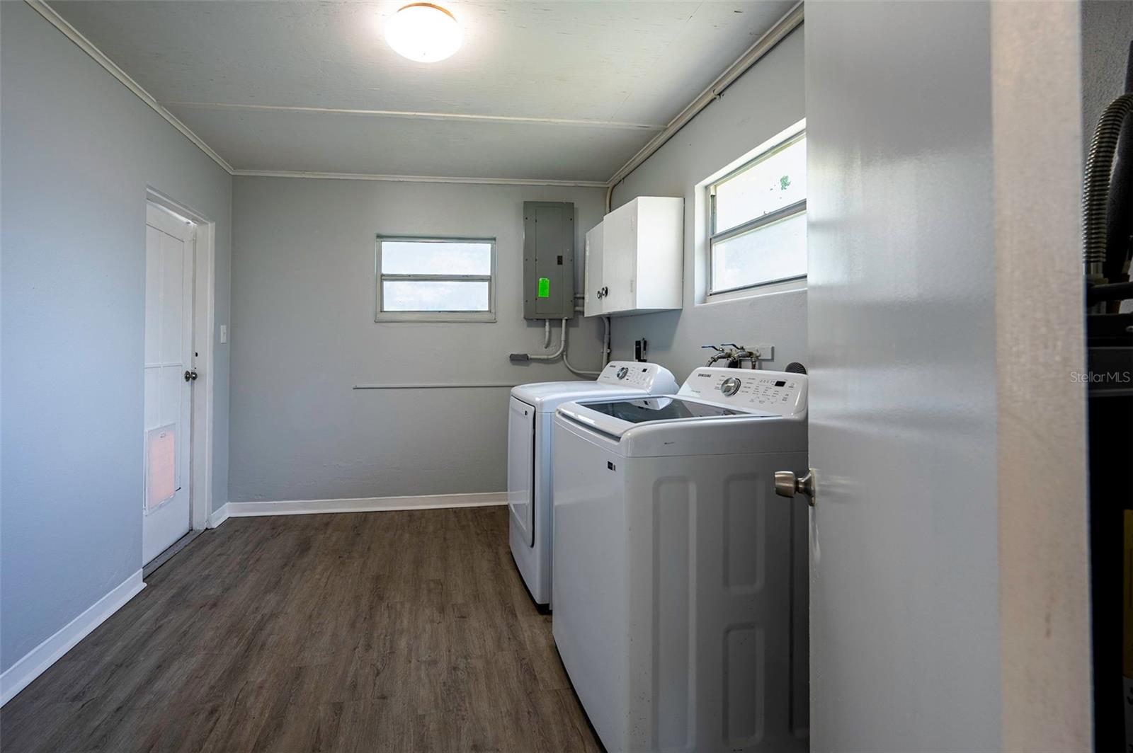 5136 Studio Dr Property Photo 34