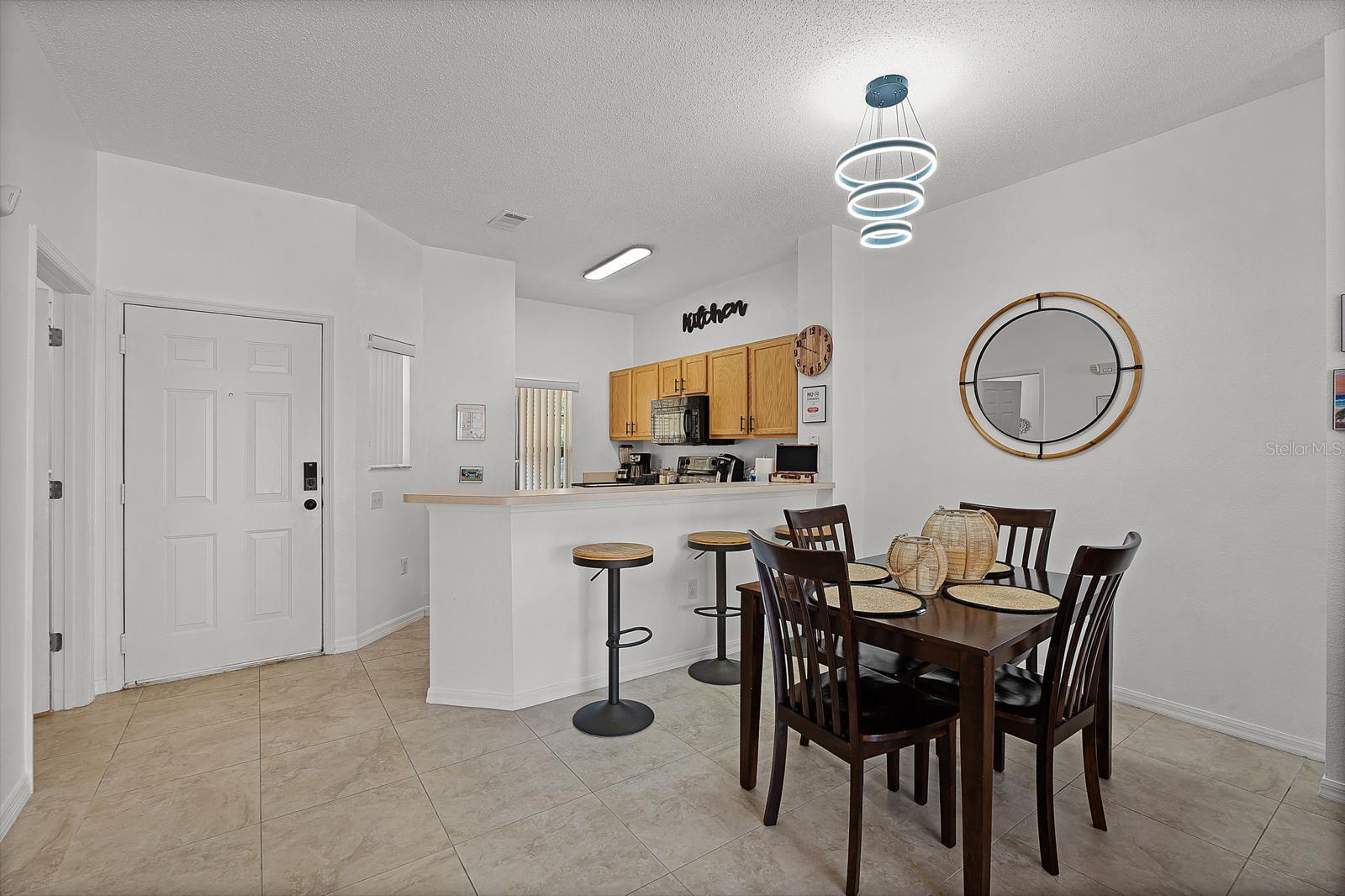 4731 Vero Beach Pl Property Photo 4