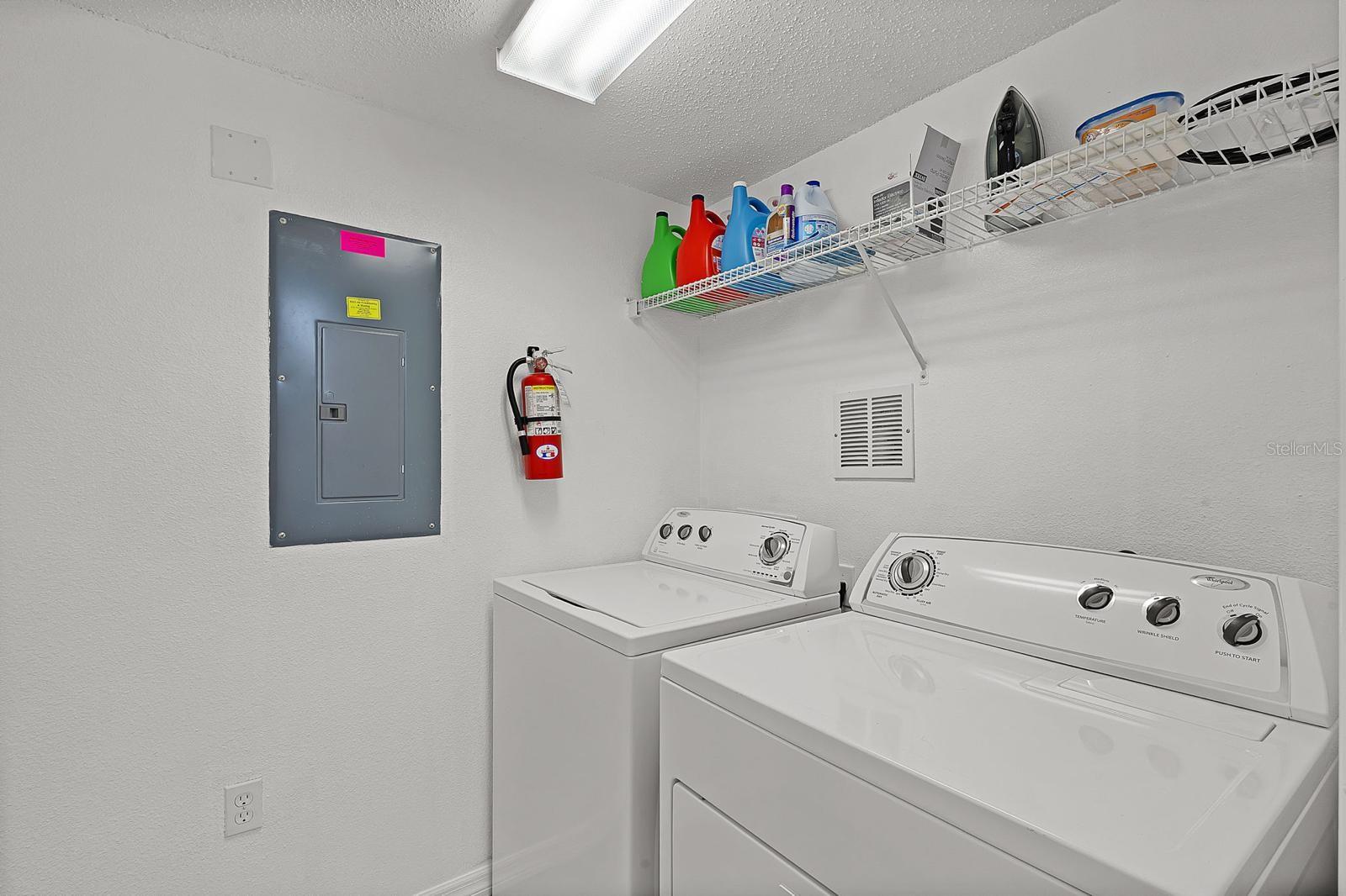 4731 Vero Beach Pl Property Photo 9