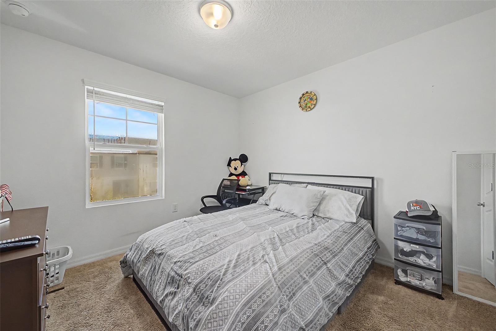 879 Grandin St Property Photo 17