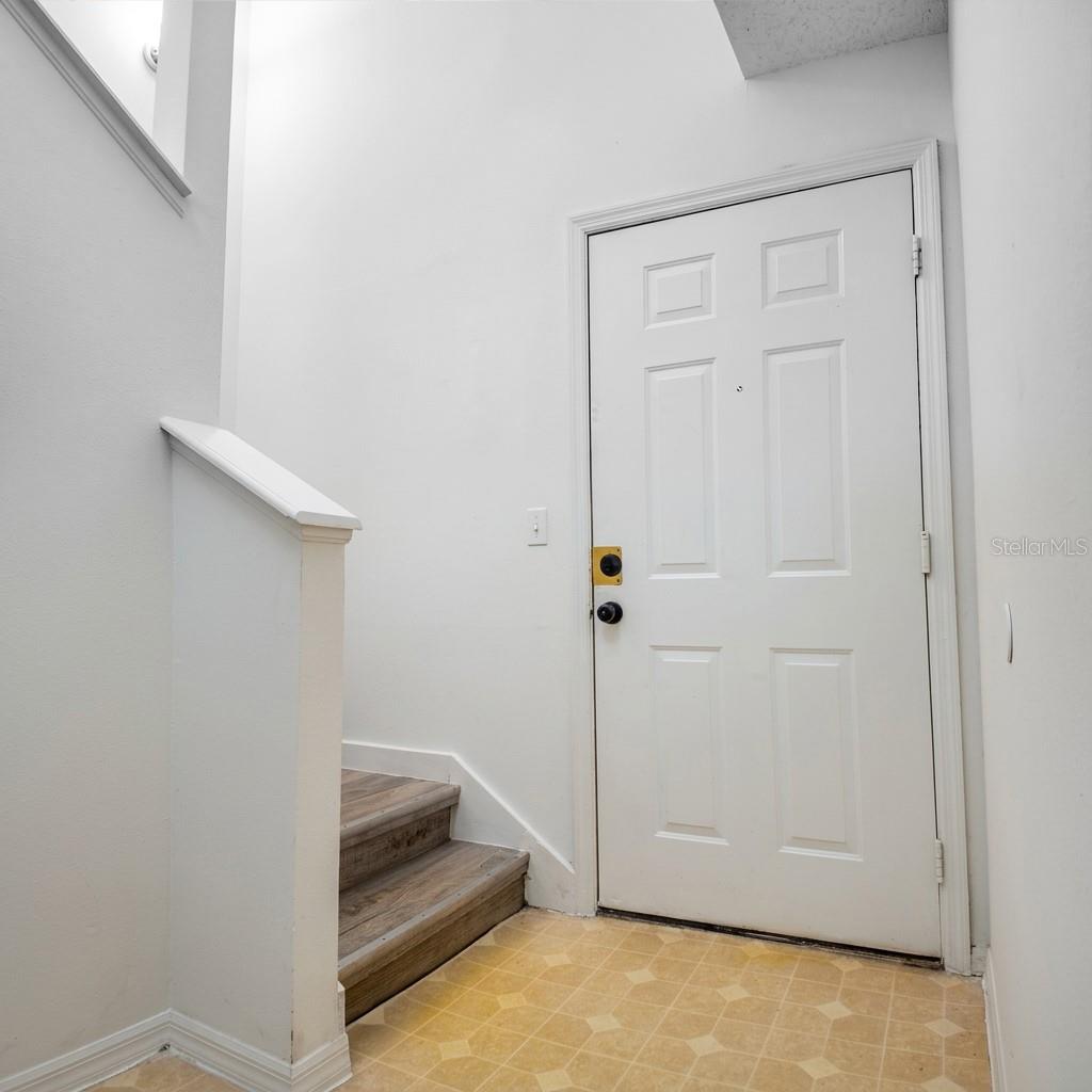 6142 Westgate Dr #304 Property Photo 7