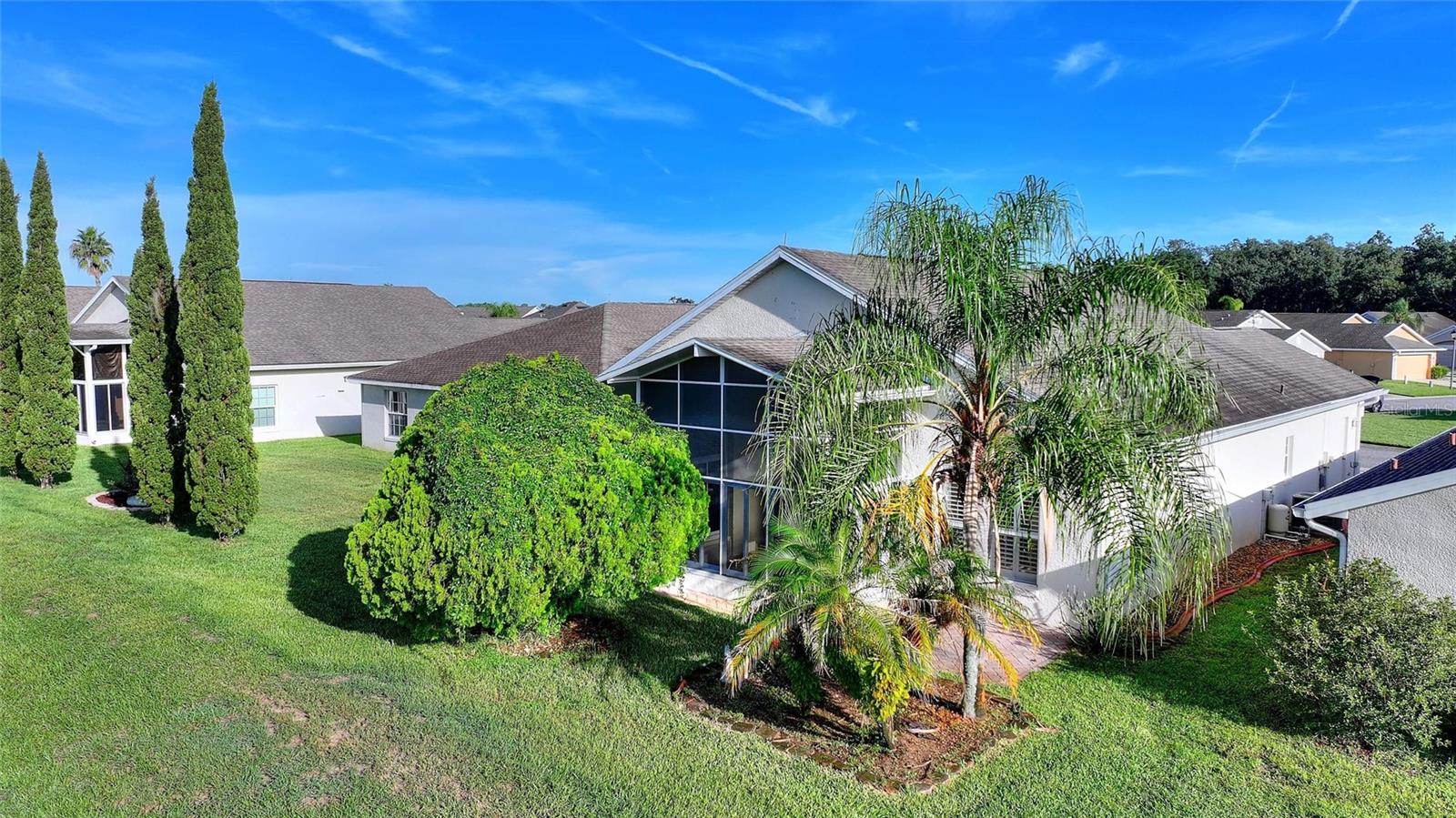 409 Royal Palm Dr Property Photo 39