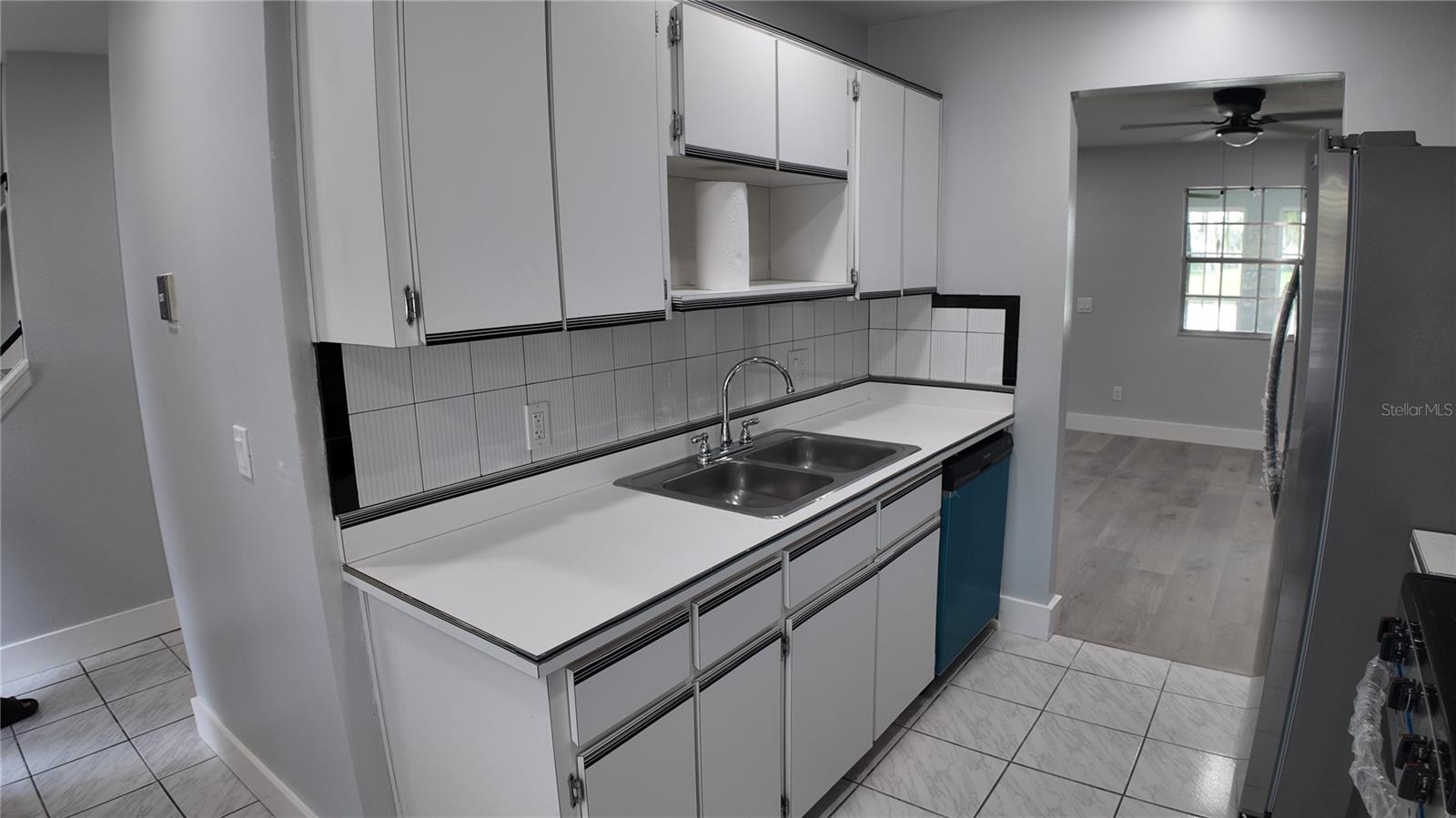 11742 Whitewing Ct Property Photo 4