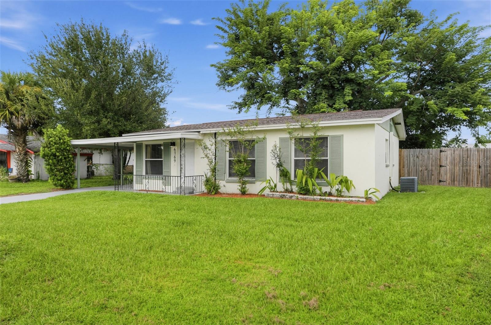 4169 Gaither St Property Photo 4