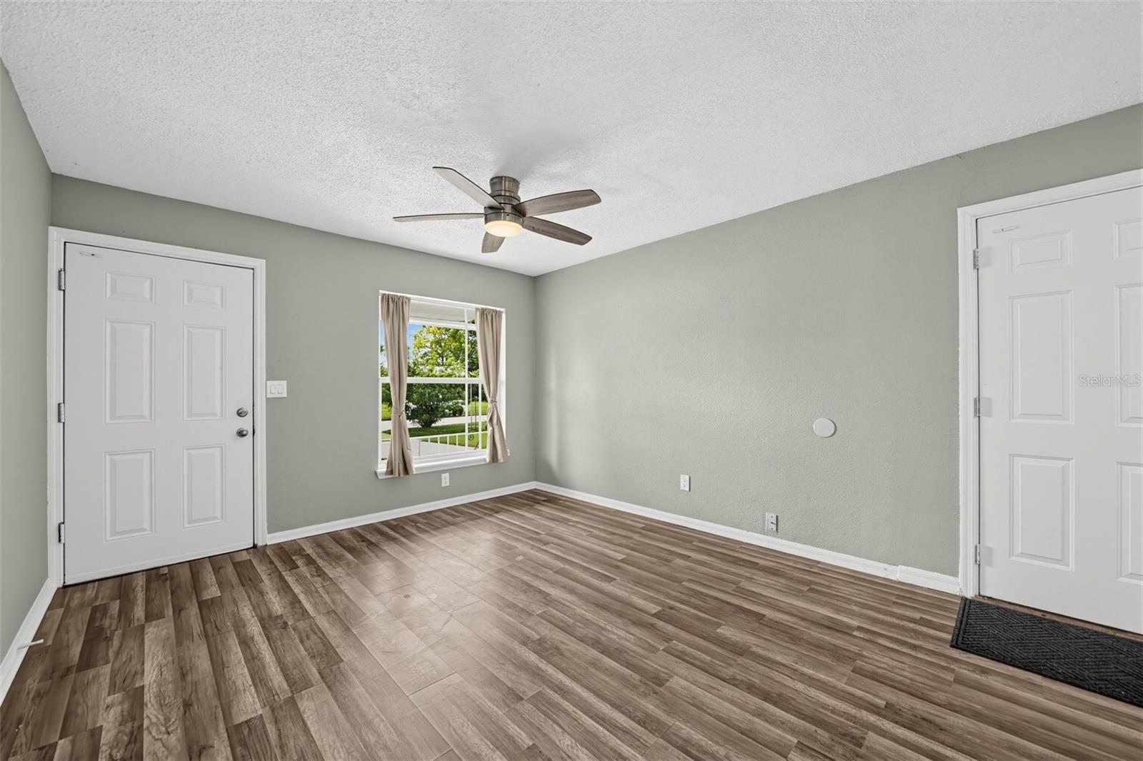 4169 Gaither St Property Photo 7