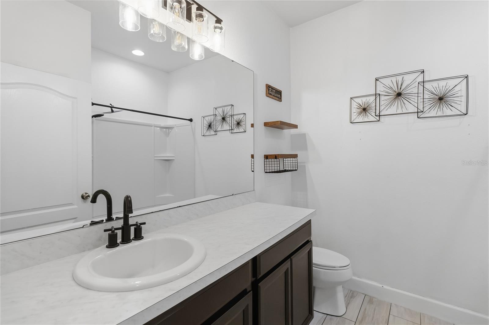3053 Red Hawk Ln Property Photo 16