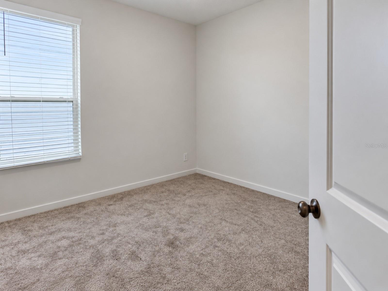 5121 Arrowfeather Ct Property Photo 5