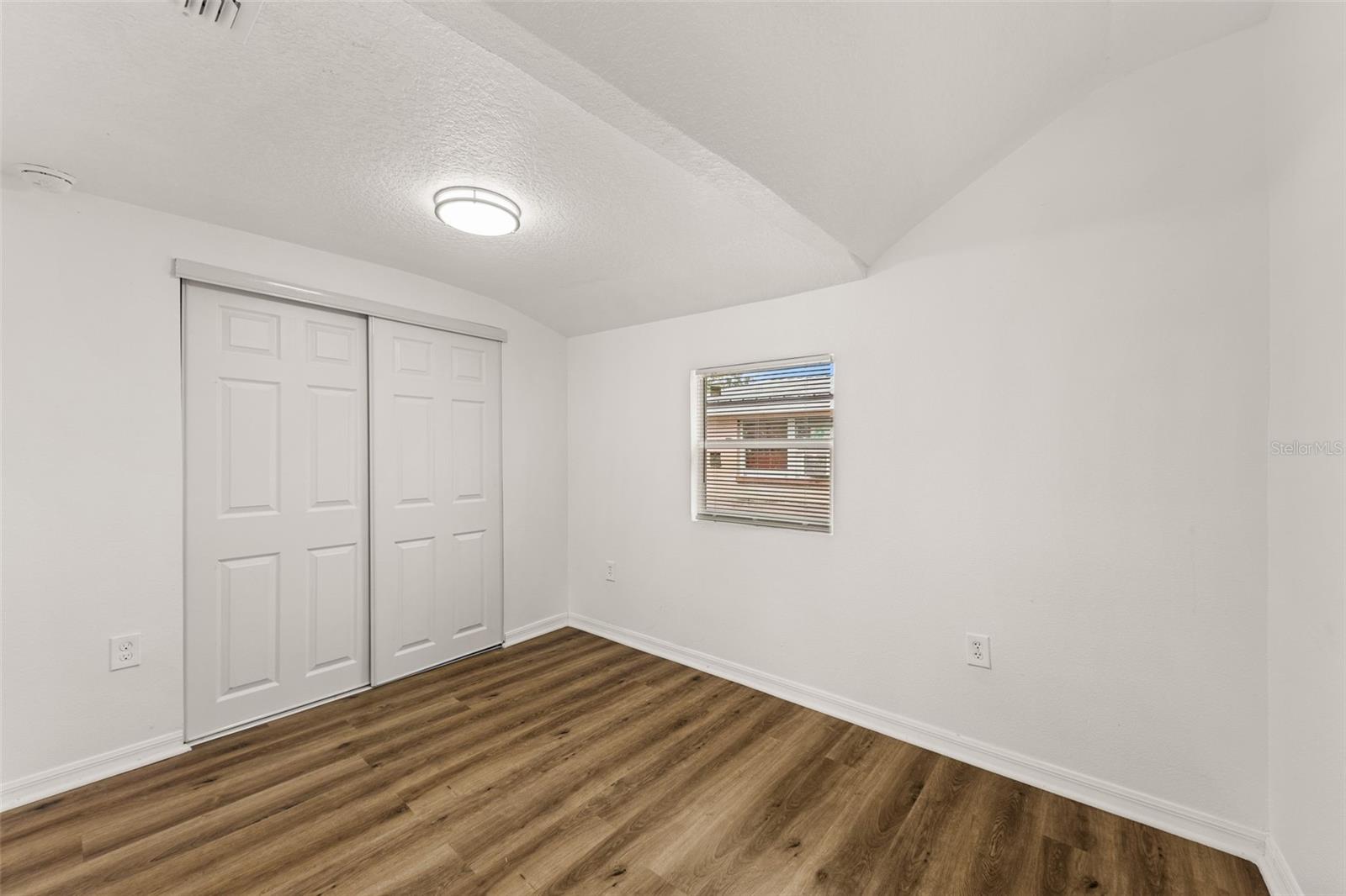 828 Booker Ave Property Photo 19