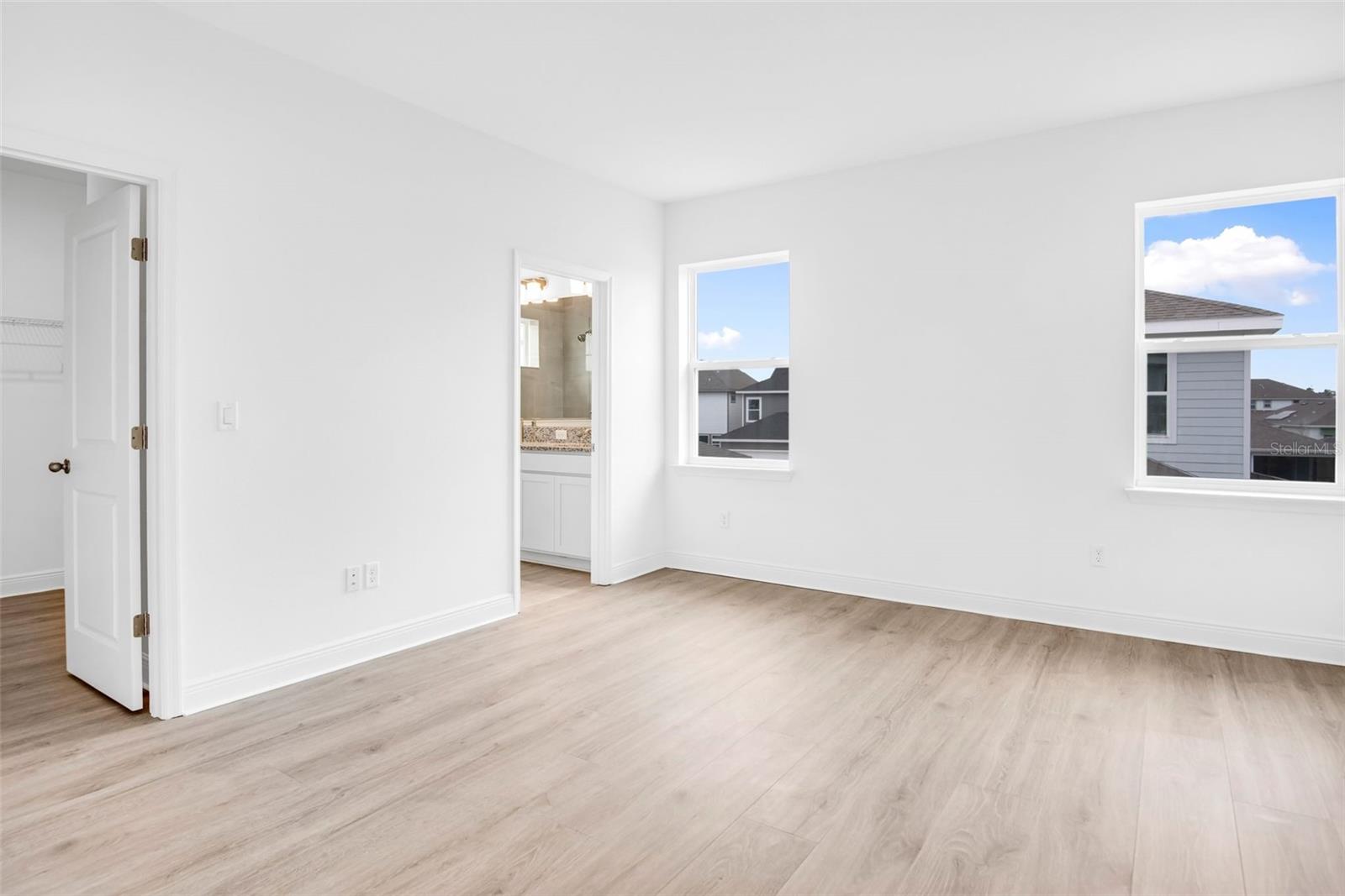 6492 Barnstorm Way Property Photo 10