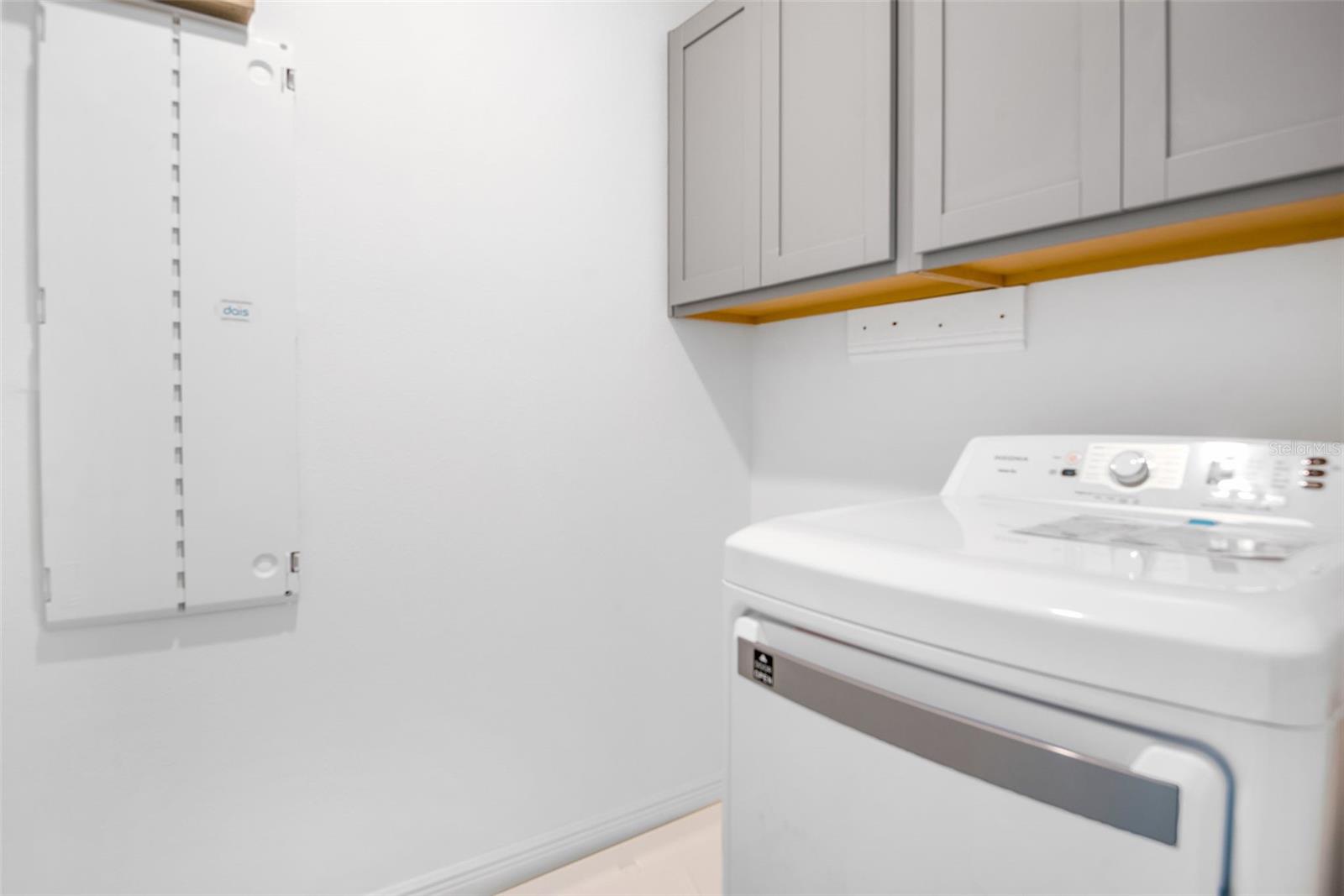 6492 Barnstorm Way Property Photo 14