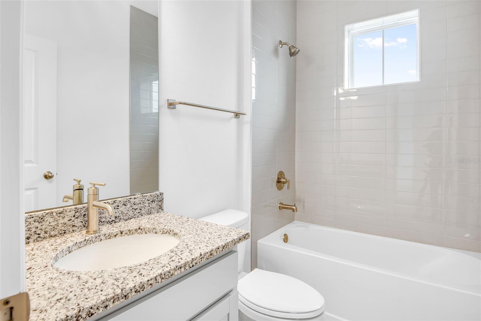 6492 Barnstorm Way Property Photo 15