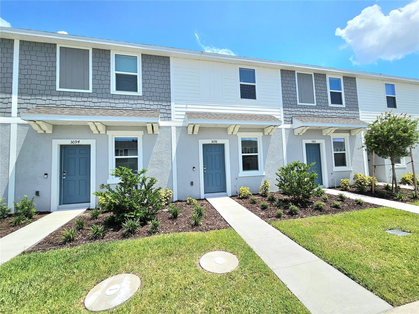 3098 SKYLINE LOOP Property Photo 1