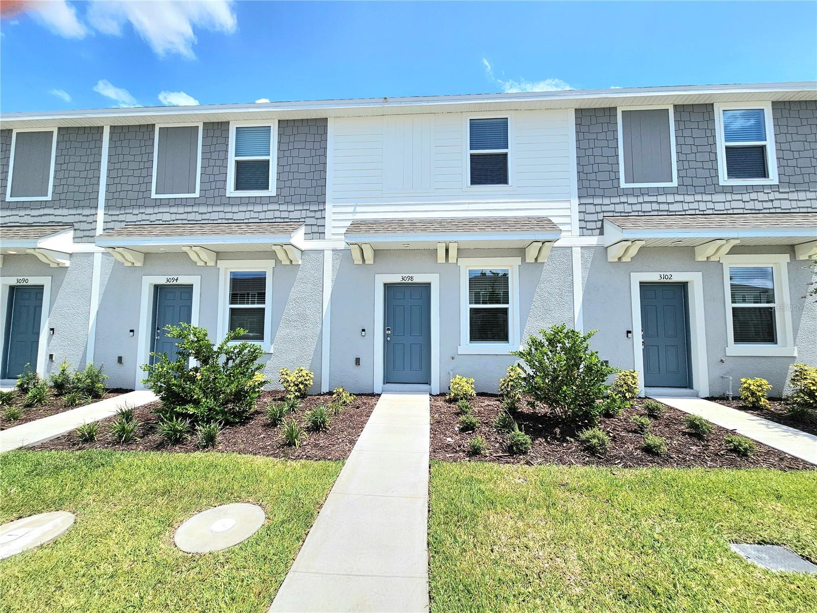 3098 Skyline Loop Property Photo 2