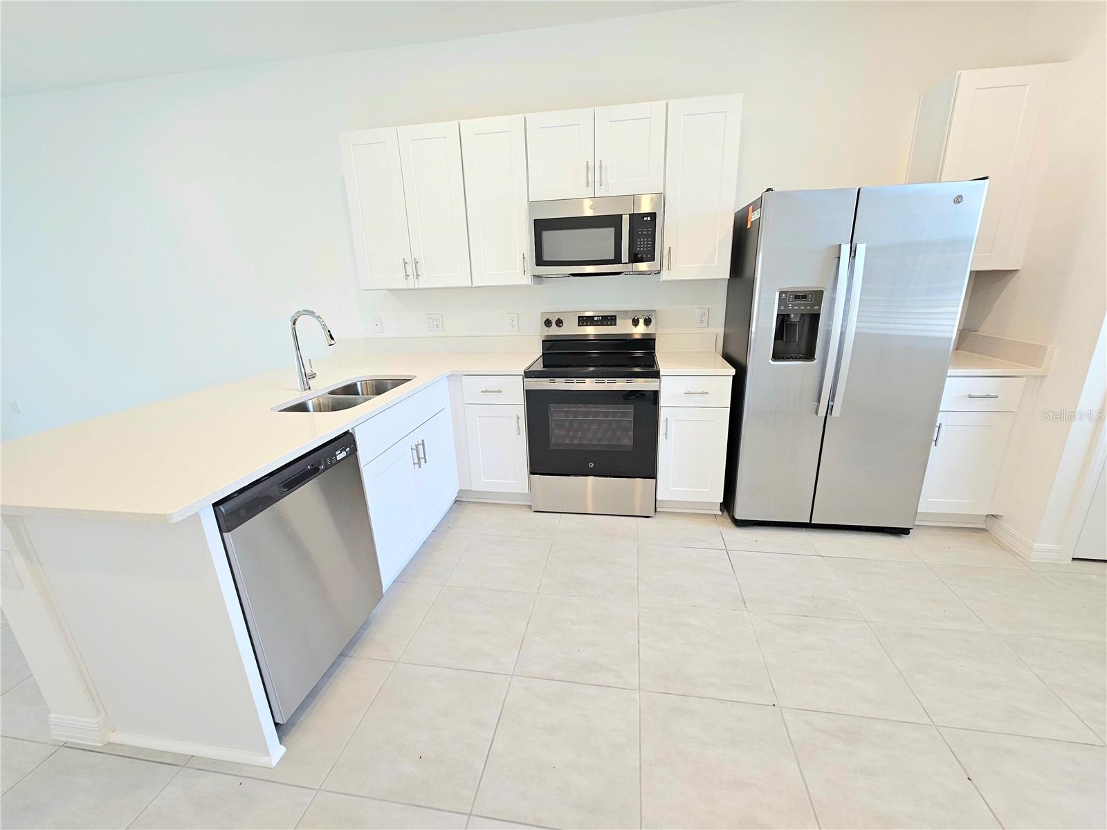3098 Skyline Loop Property Photo 4