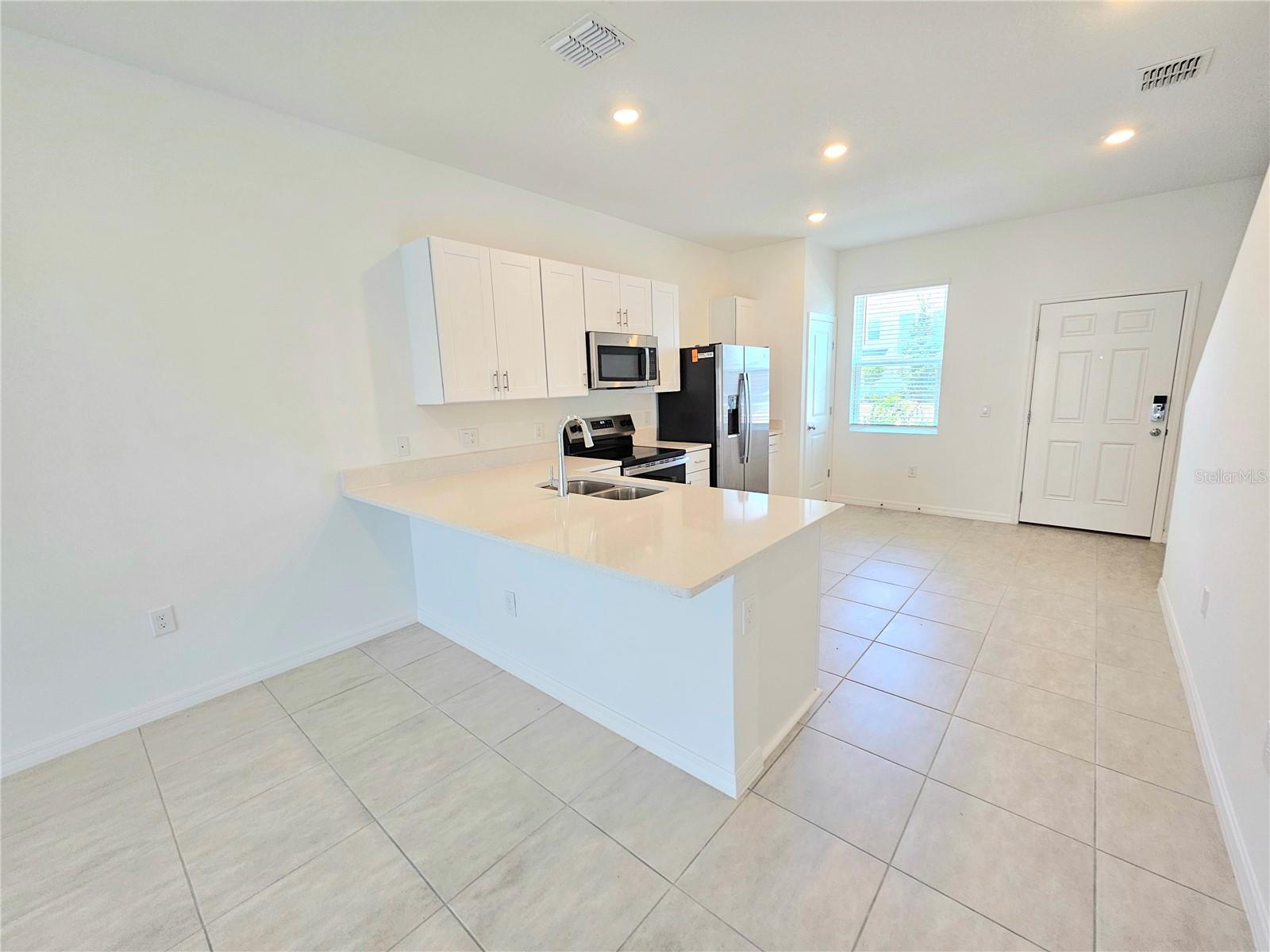 3098 Skyline Loop Property Photo 6