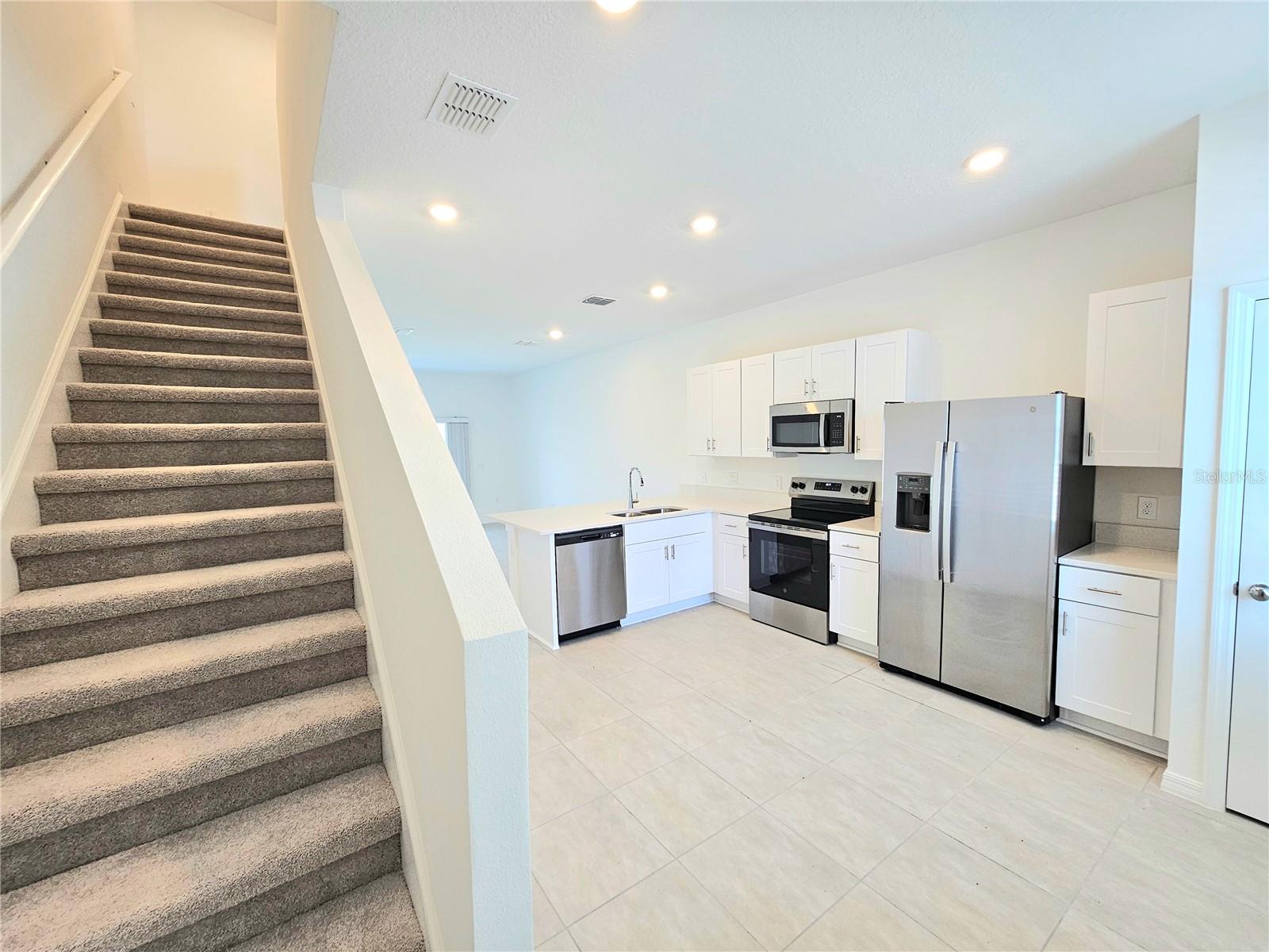 3098 Skyline Loop Property Photo 14