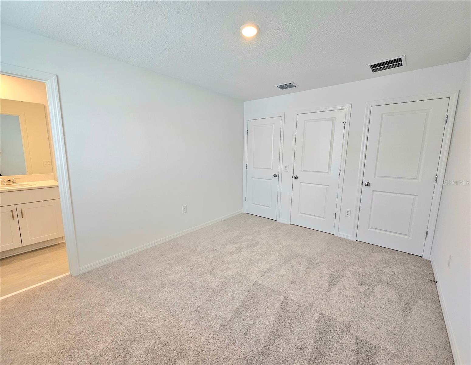 3098 Skyline Loop Property Photo 17