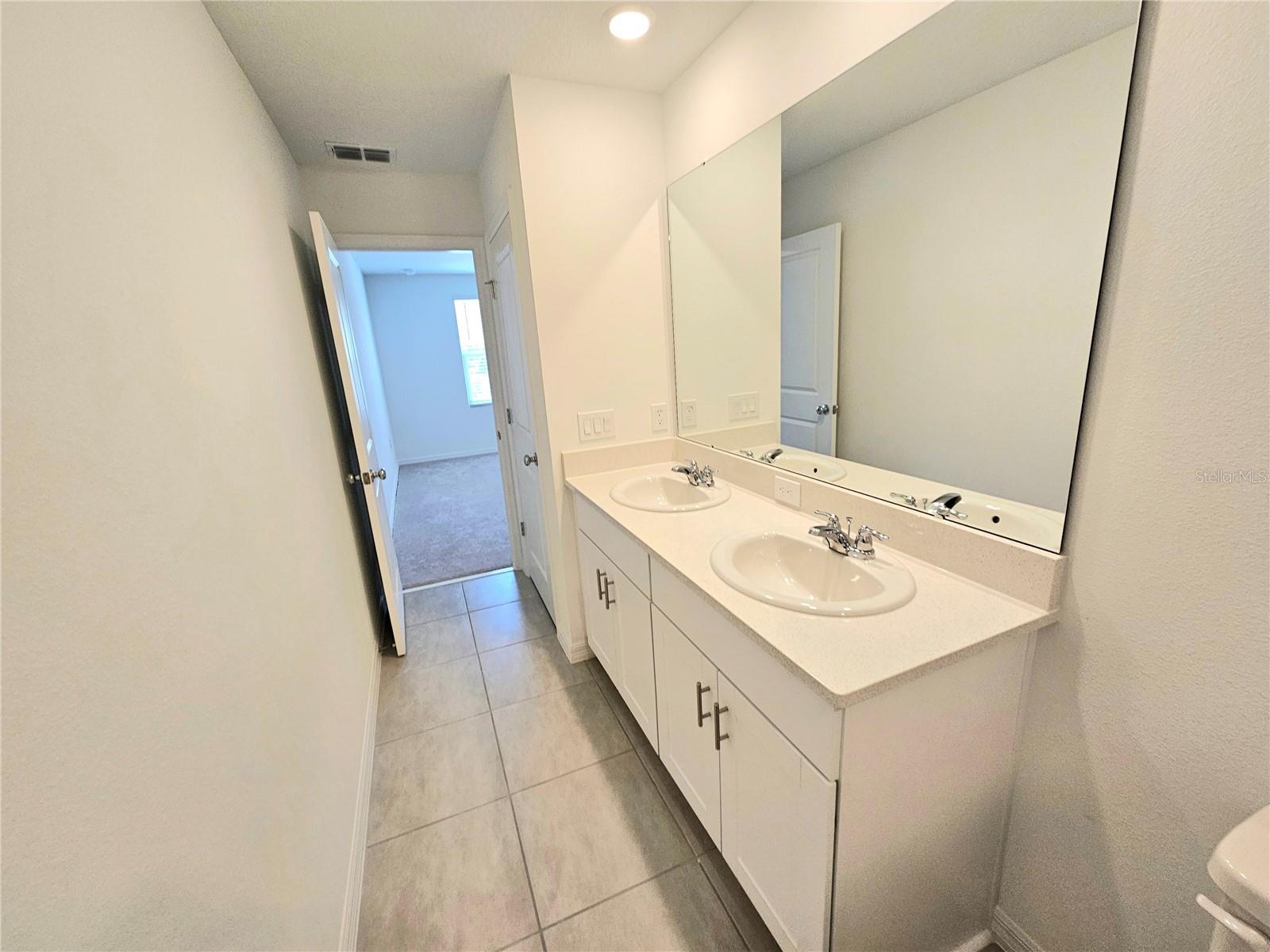 3098 Skyline Loop Property Photo 28